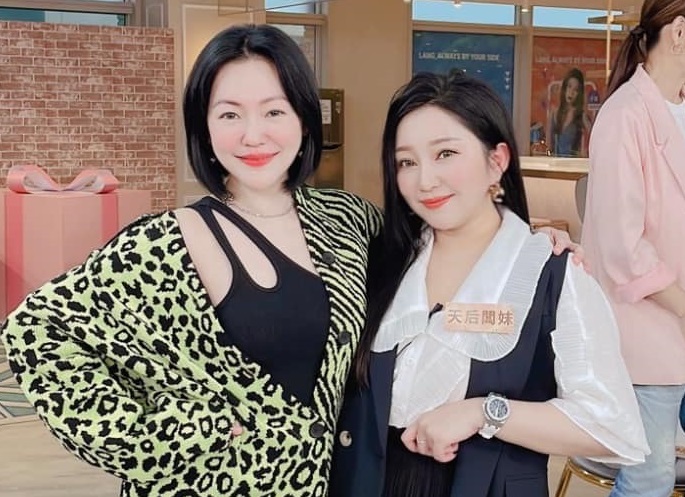 小S主持的《小姐不熙娣》邀來直播主「天后闆妹」。（翻攝自天后闆妹臉書）