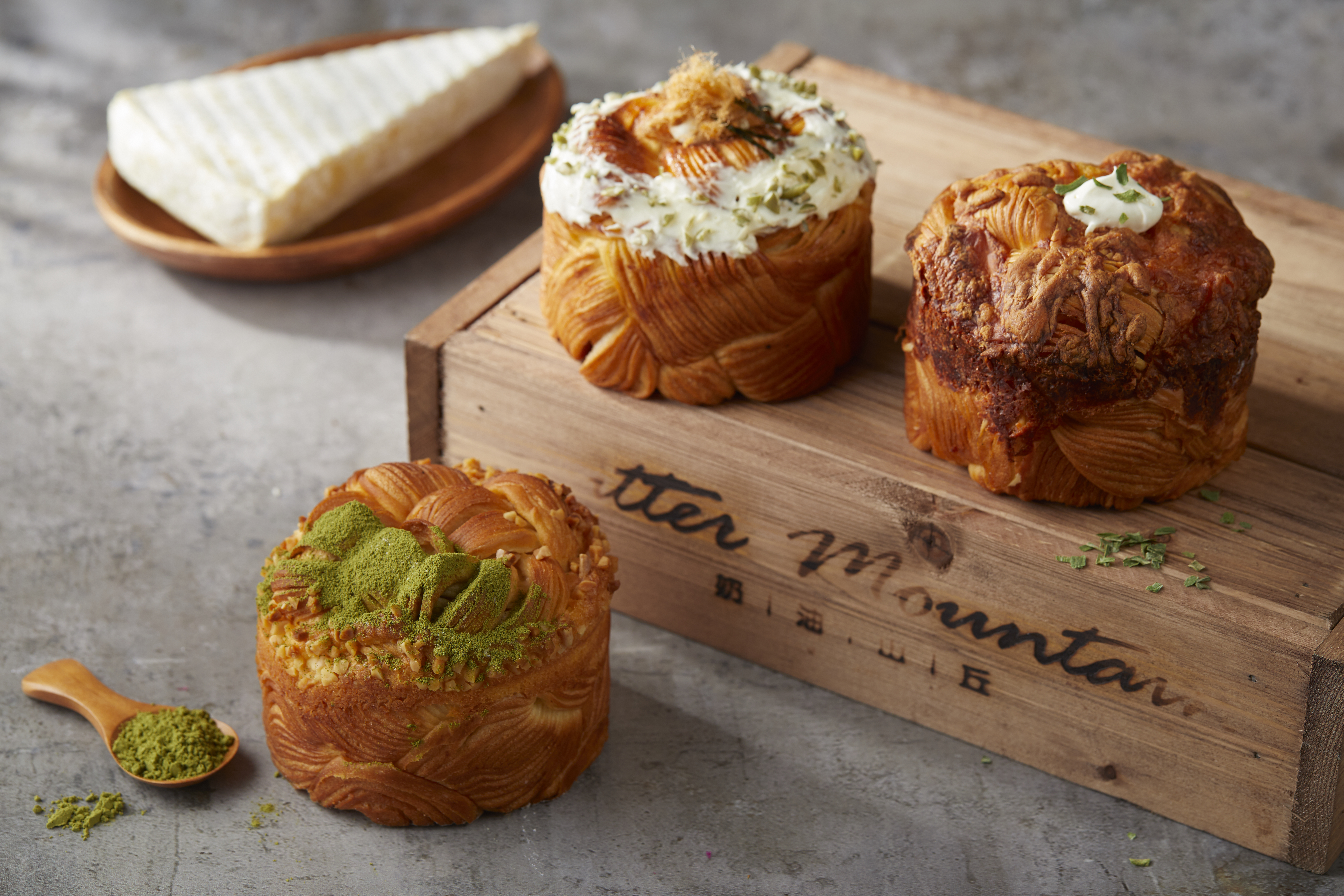 全新品牌「奶油山丘」以多種口味手編「奶油毛線球」作為主打品項。