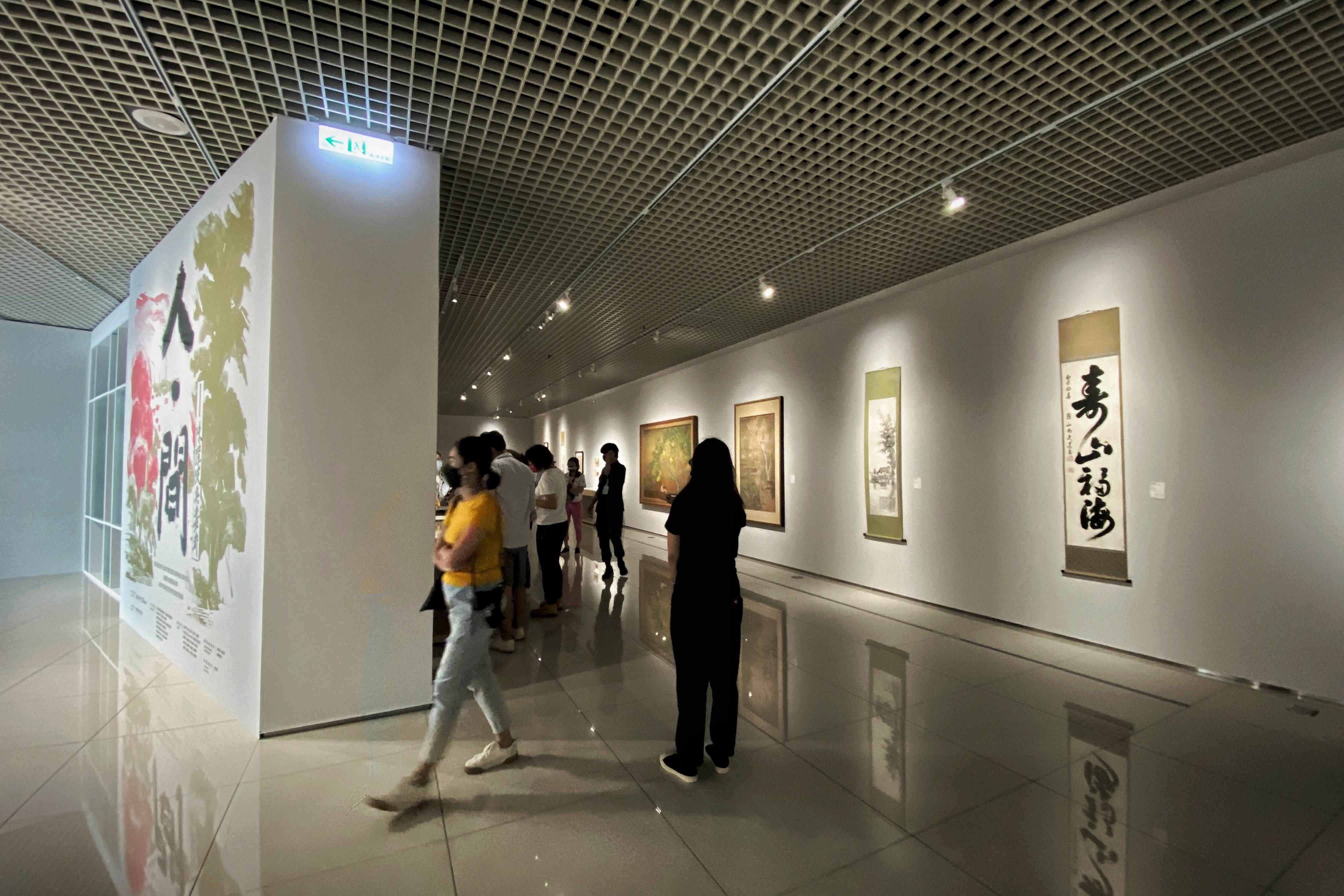 《人・間—陳澄波與畫都》是嘉美館開館以來，首檔以陳澄波為核心的研究型展覽，這場主題展將展至6月26日止。