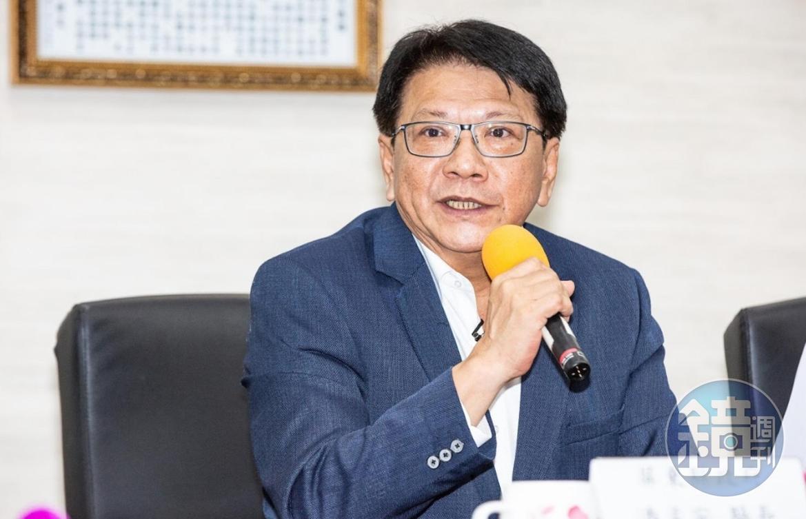 本土疫情持續向南延燒，南部縣市紛持續遠距教學，屏東縣長潘孟安卻宣布自下週一（13）日起恢復實體課程，引起家長反彈。（資料照）