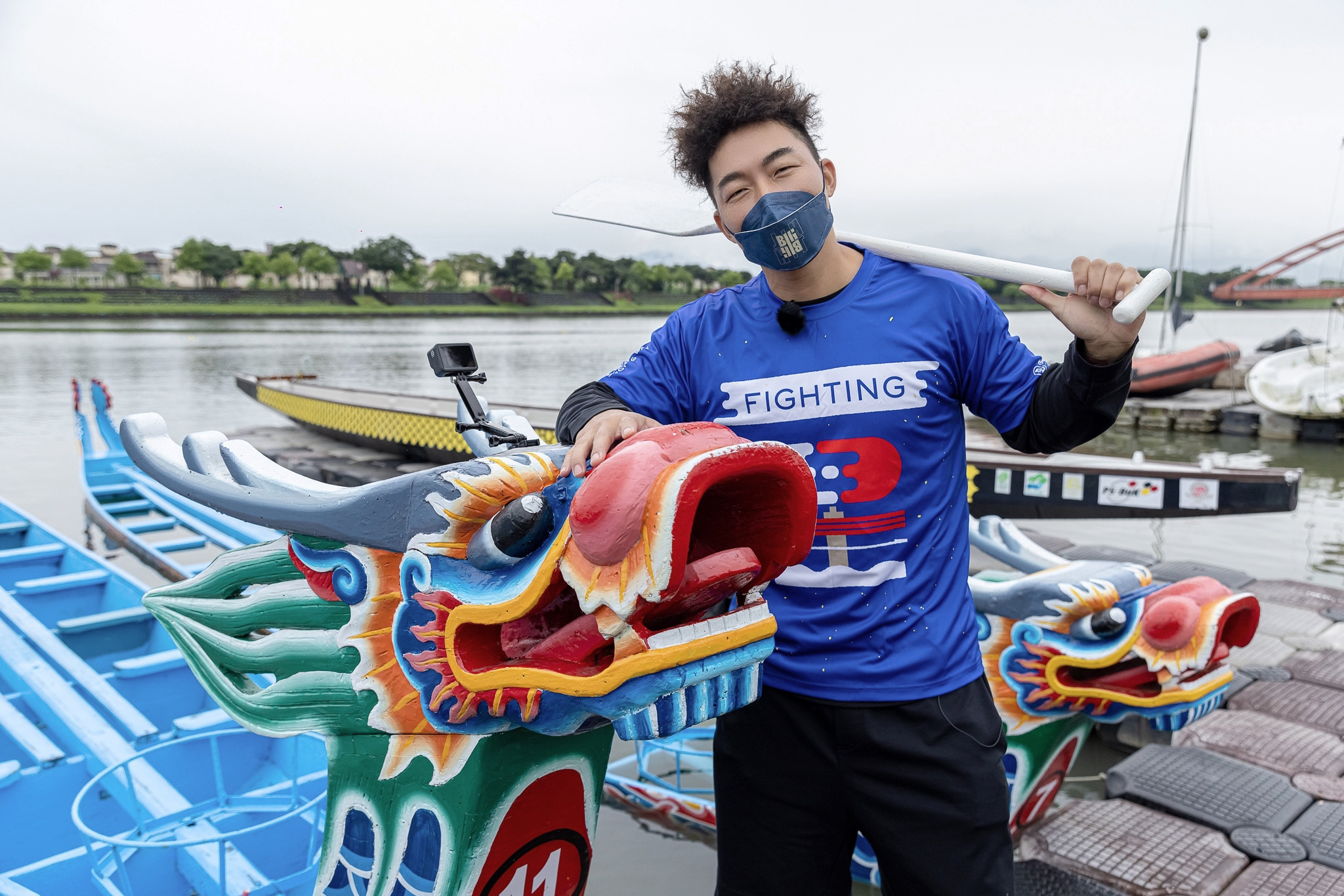 專業龍舟隊下戰帖郭泓志一度想拒絕。（好看娛樂提供）