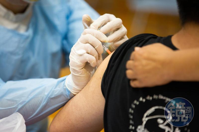 有些人即使身邊有人確診也不易染疫，台大兒童醫院院長黃立民指出可能與基因有密切關係。（示意圖，本刊資料照）