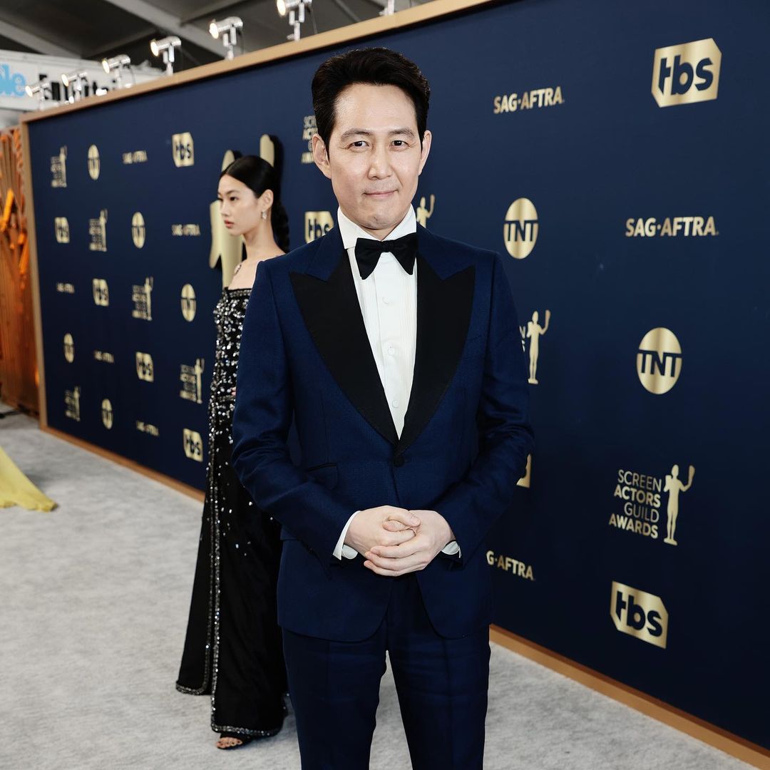 李政宰（圖）與鄭好娟以《魷魚遊戲》拿下美國演員工會獎電視劇部門最佳男、女主角大獎。（翻攝netflixgolden IG）