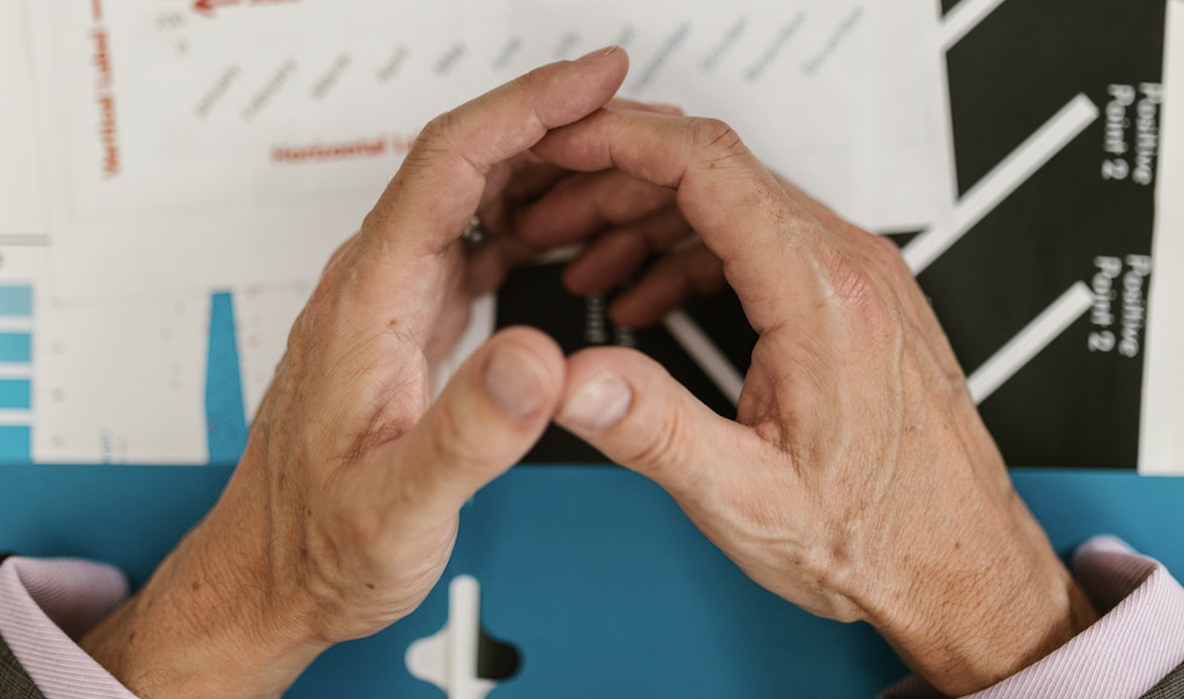 日本一名88歲男子，承認在2年前殺害自己年僅16歲的孫女，但因患有阿茲海默症，聲稱已經不記得做過這件事了。（示意圖，Pexels）