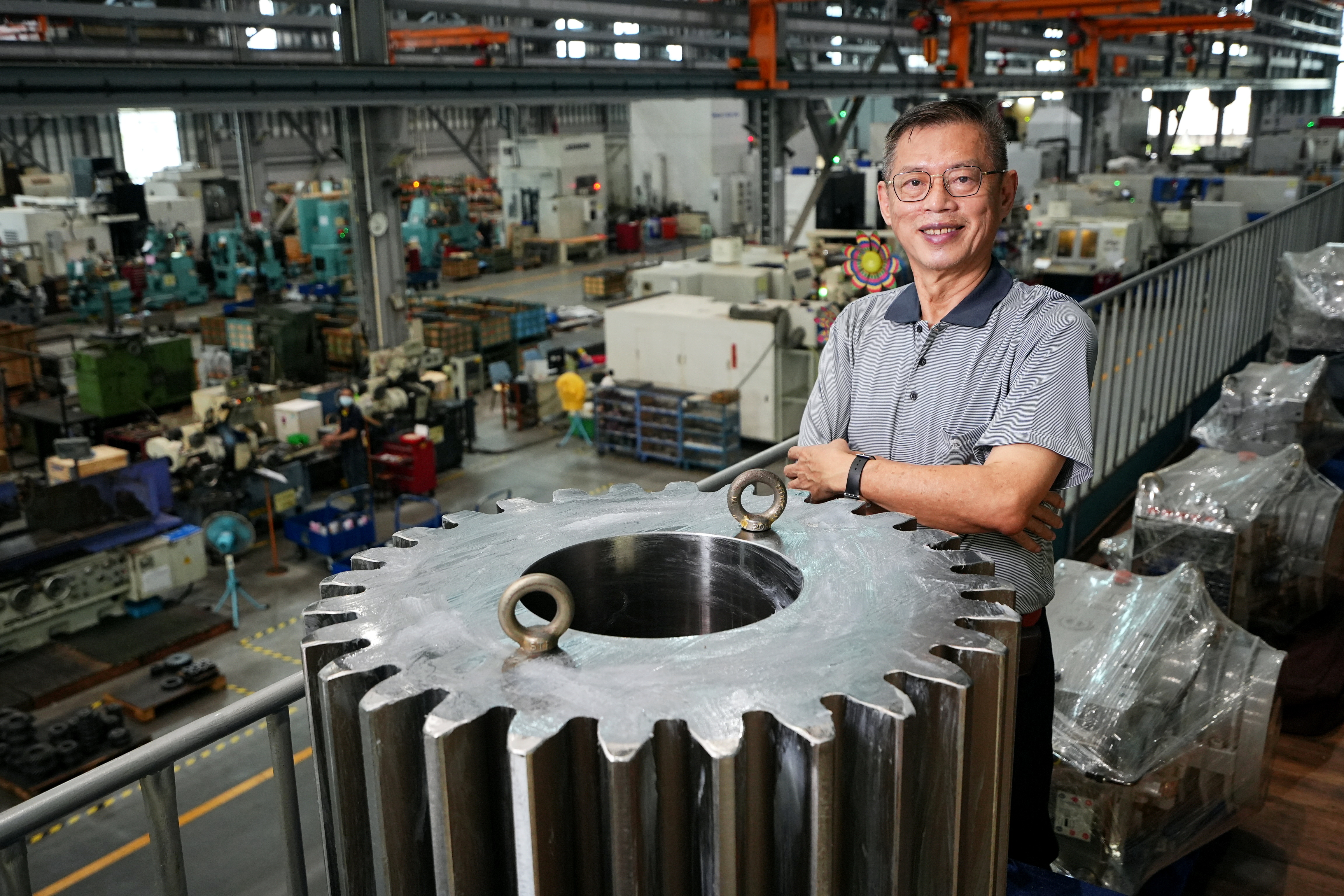 一句「不要讓世界看台灣的笑話」，促使三隆齒輪董事長廖昆隆投入雪隧建設工程，加速雪山通車。