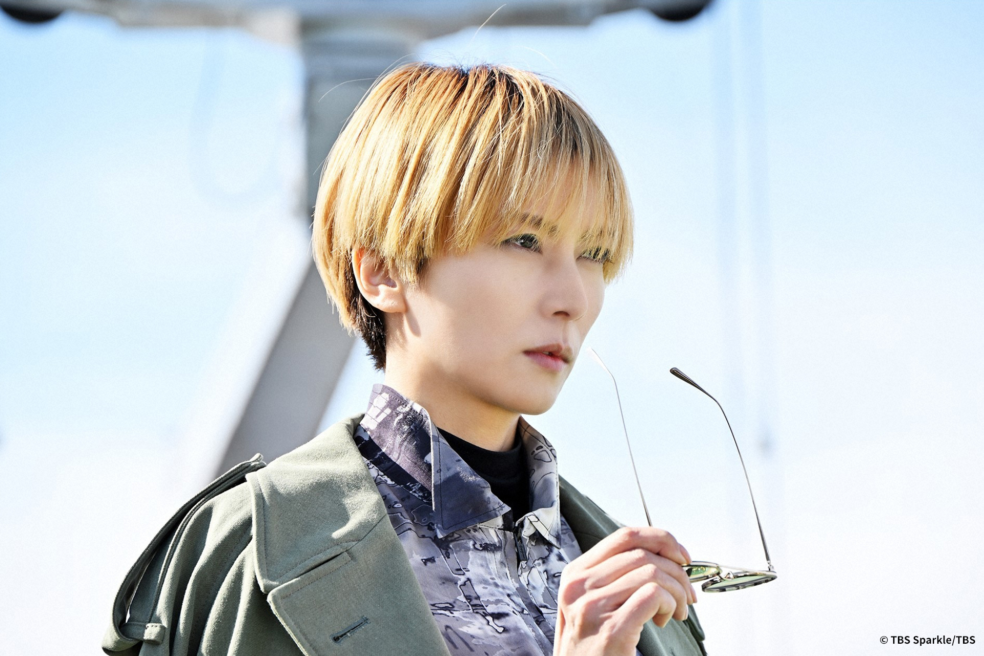 柴崎幸的染髮造型讓高橋一生一下認不出來。（friDay影音提供）