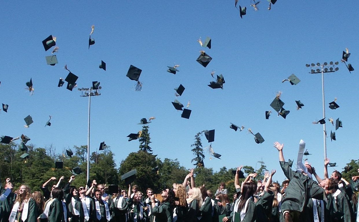 不少新鮮人在畢業後開始找工作，因此薪水也成為網友熱議話題。（Pixabay ／攝影師：greymatters）