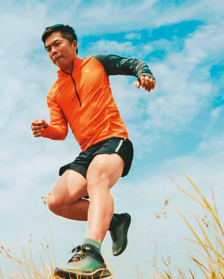 林義傑原本是長跑選手,退休後成立公司,跨足著作權領域。(翻攝林義傑臉書)