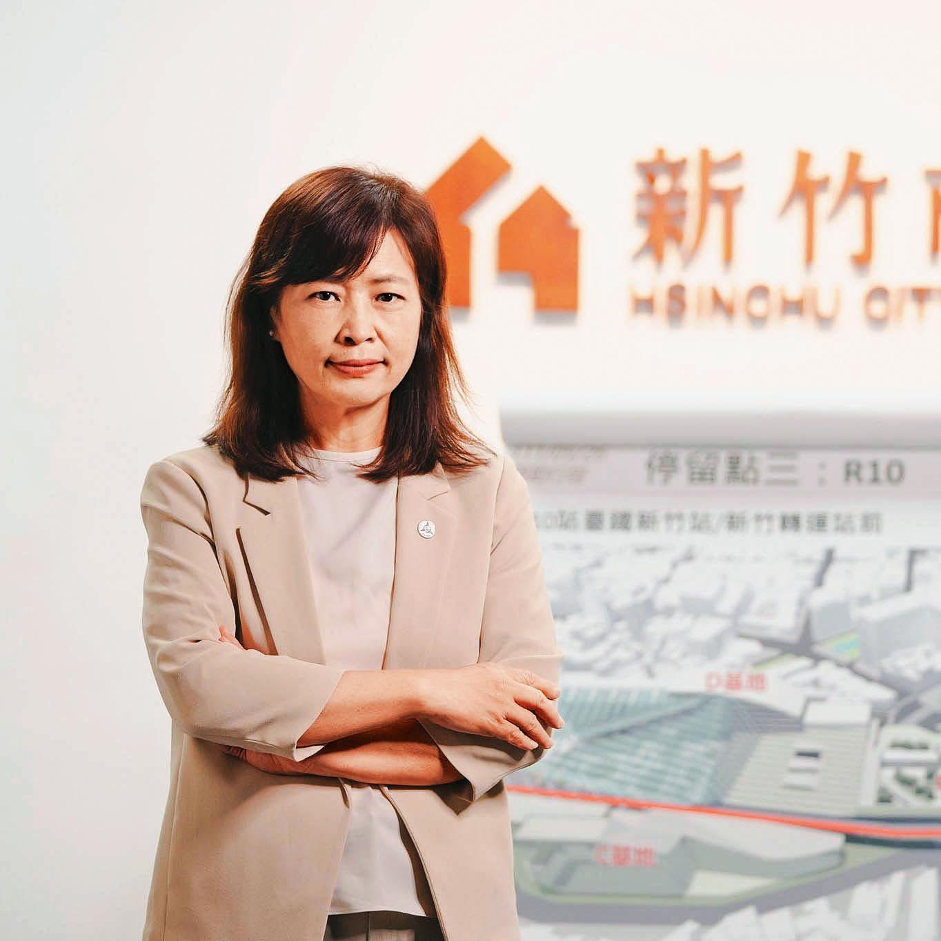 新竹市長林智堅推薦副手沈慧虹(圖)接班,但沈是公務員出身又非黨員,黨內存有疑慮。(翻攝沈慧虹臉書)