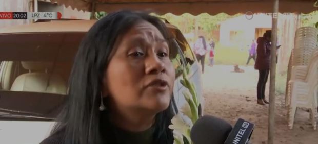 媽媽博莎盼政府嚴懲兇手。（翻自英國《太陽報》）