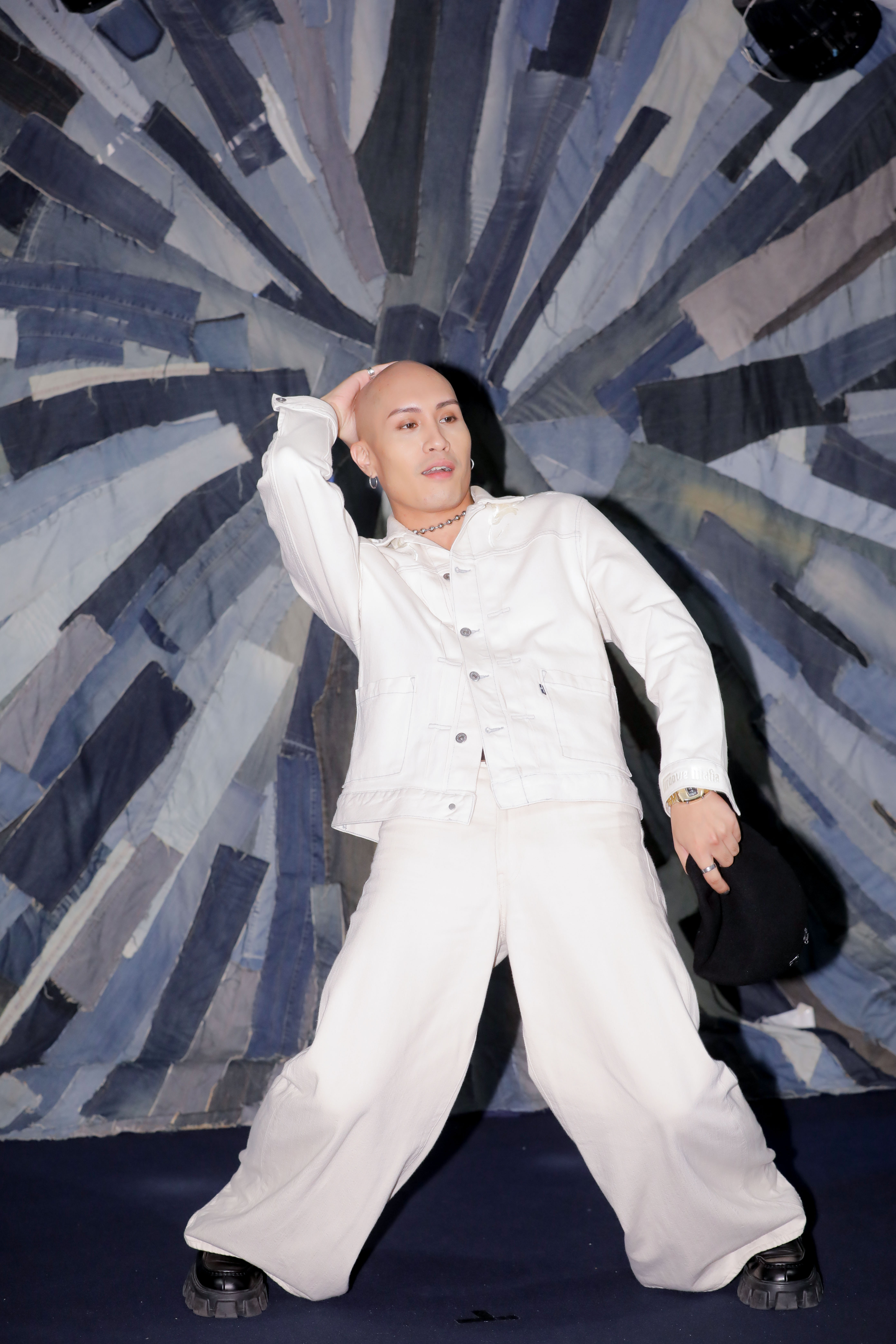 除了歌王，黃宣今年也入圍最佳演唱錄音專輯獎、最佳編曲人獎。