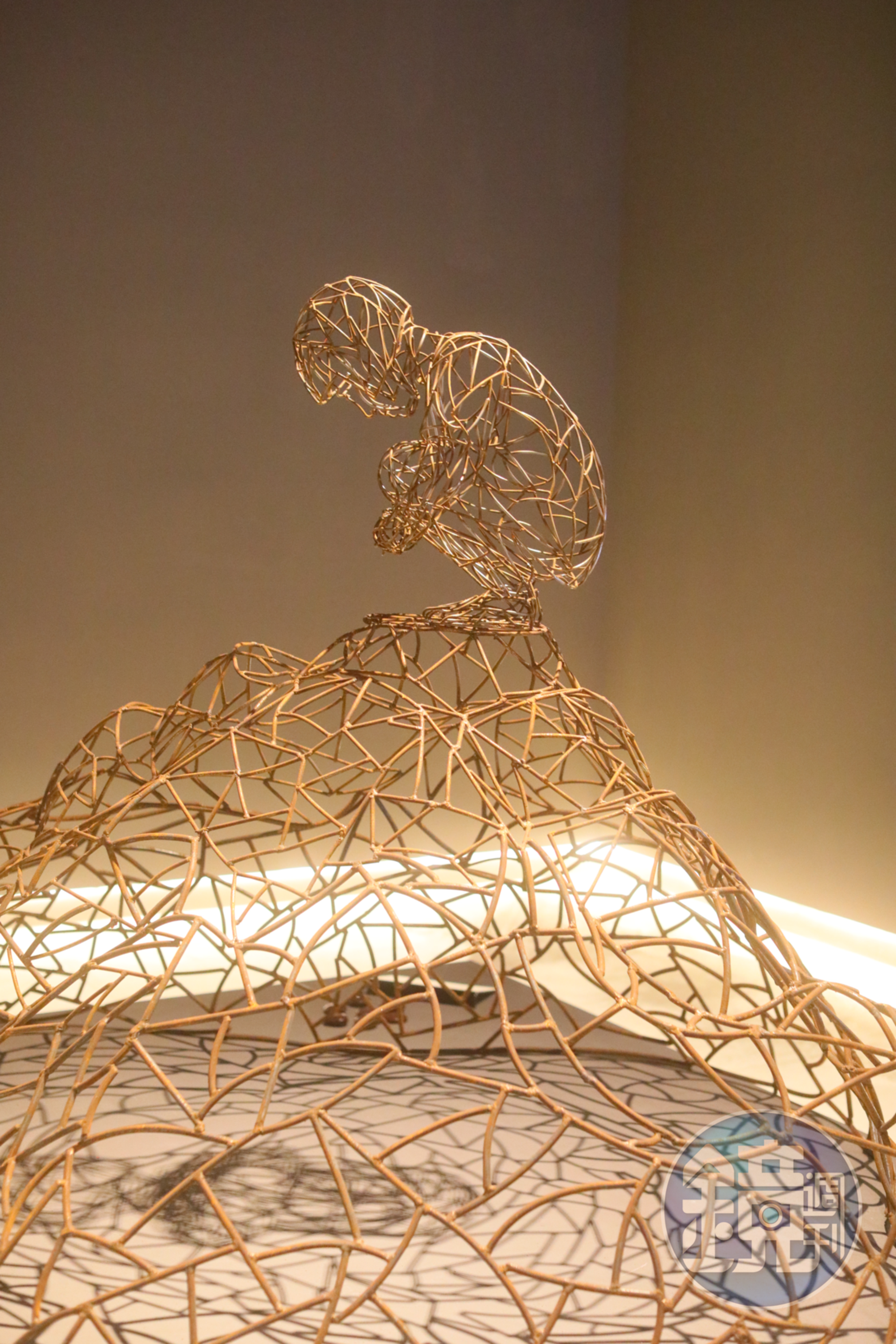 故事館展示著歷史，同時也以藝術展品訴說著戰爭的殘酷。
