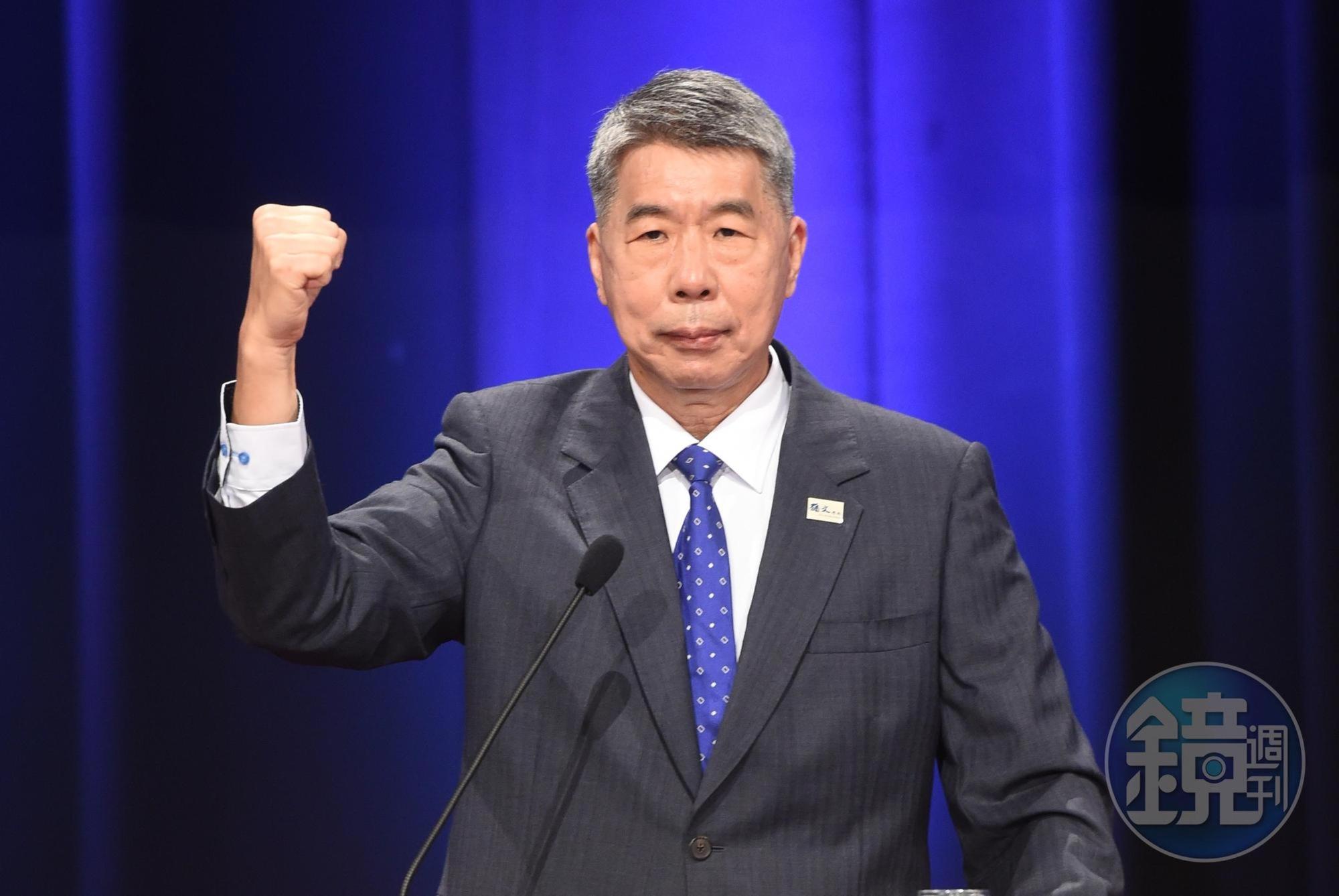 深藍力拱的孫文學校總校長張亞中，民調成績則意外在末段班。（本刊資料照）
