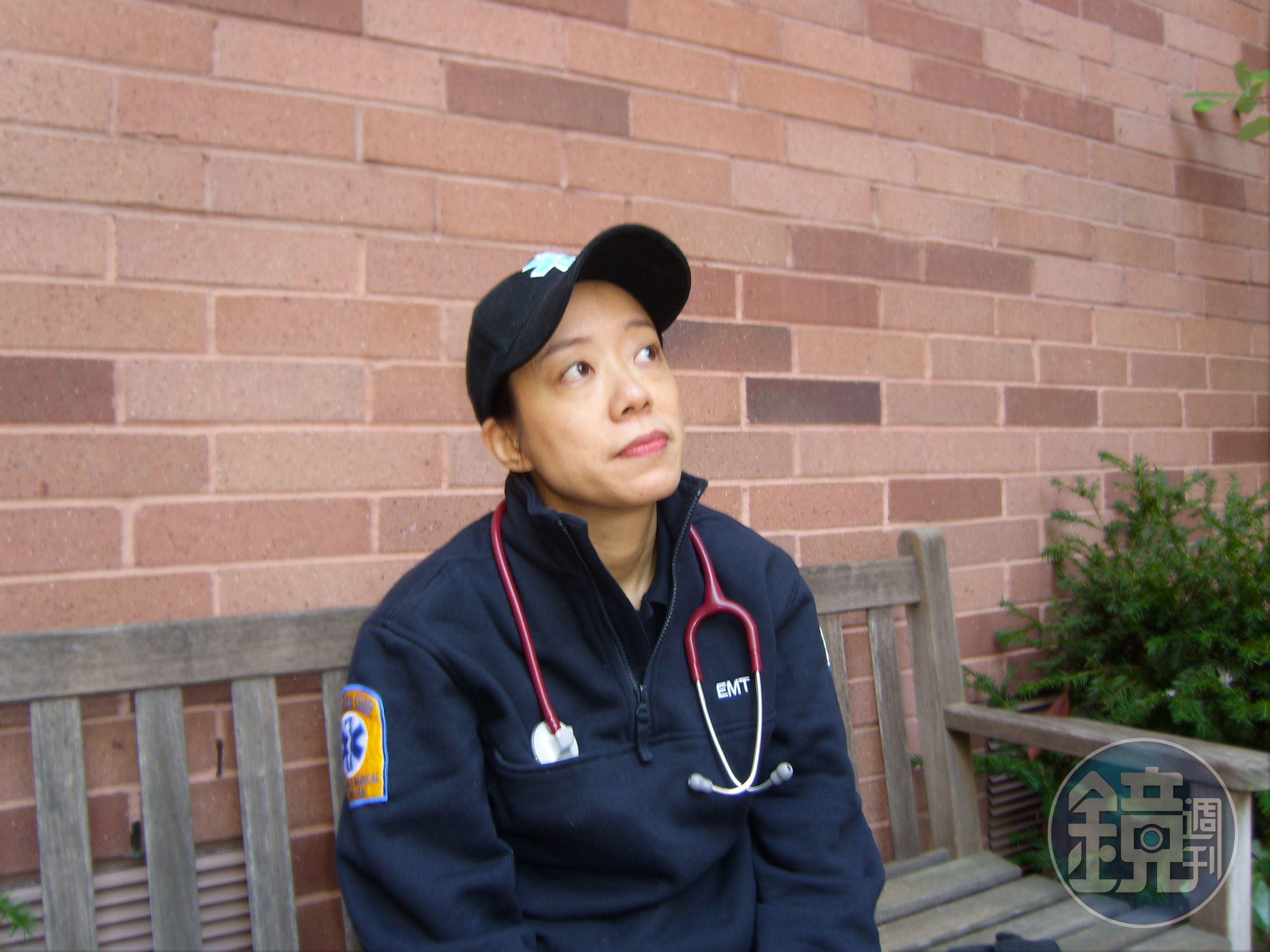 陳永儀曾擔任緊急救護員，完成了她原先的醫生夢。（陳永儀提供）