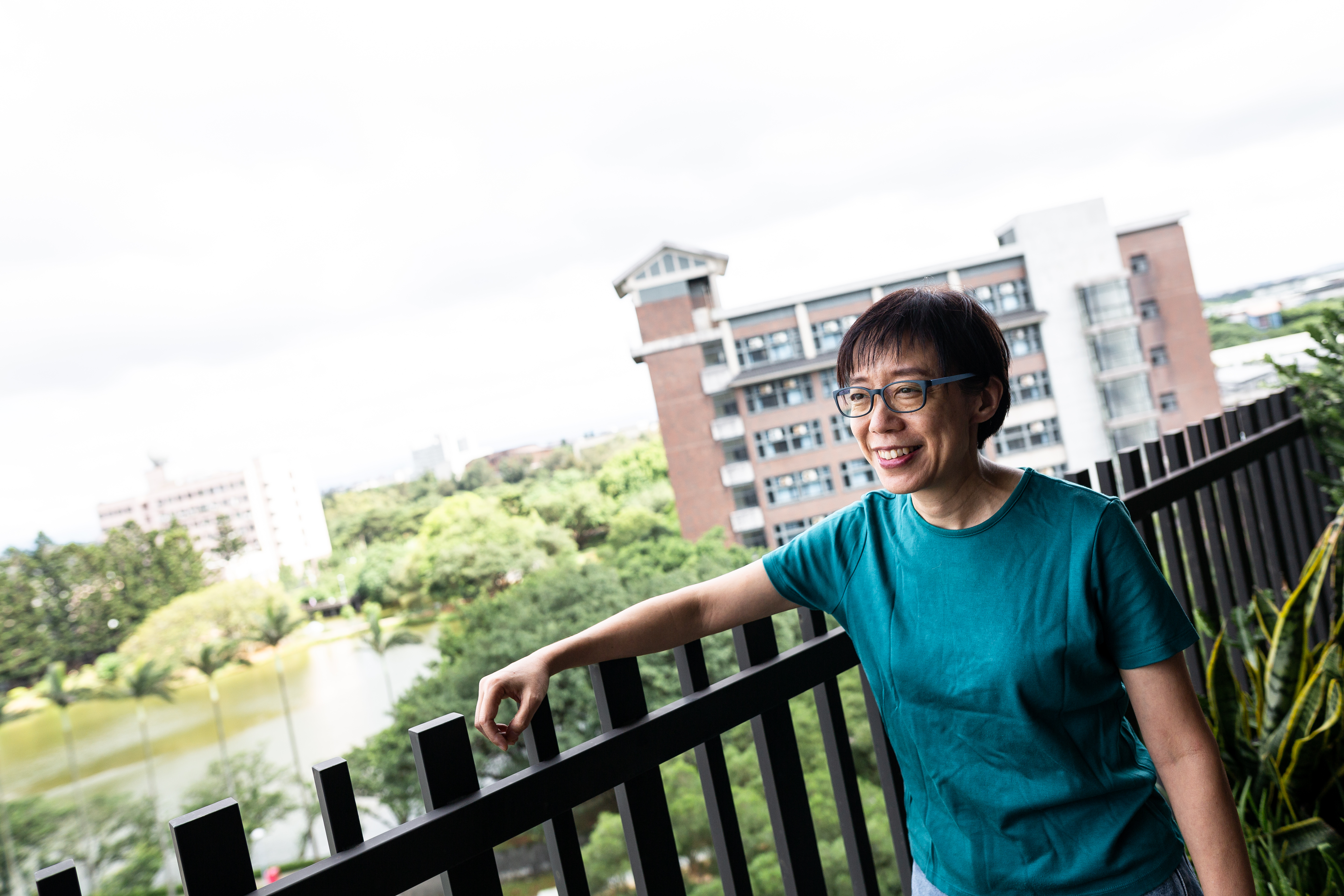 陳永儀中壢的住家緊鄰中央大學，校園的鐘聲能傳到耳邊，但她並不認為特別擾人。