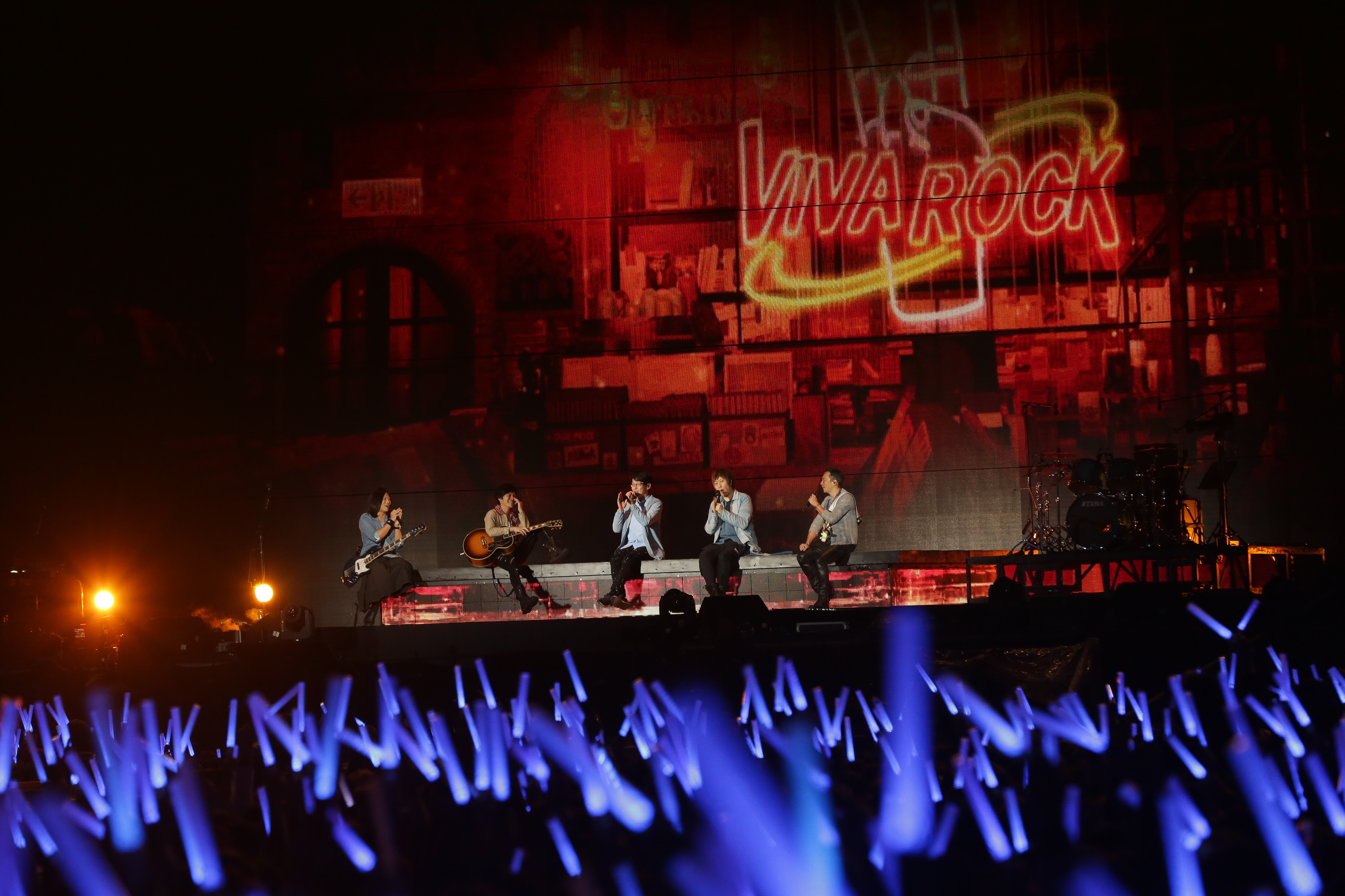 台灣天團五月天成軍25年，粉絲年齡層廣，演唱會常常一票難求。（本刊資料照）