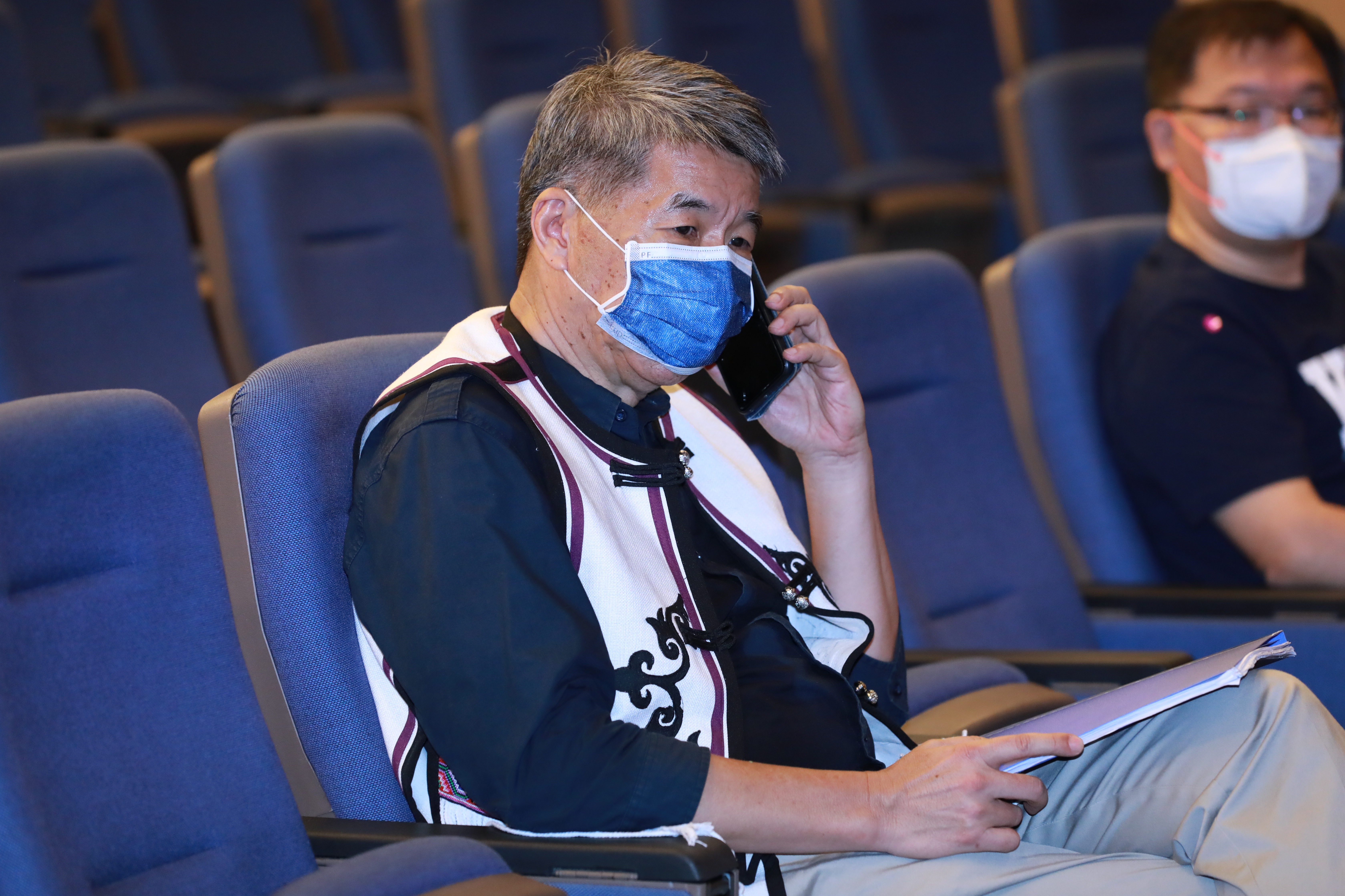 張亞中不滿國民黨黨內流傳的一份民調，質疑內容造假。（本刊資料照）