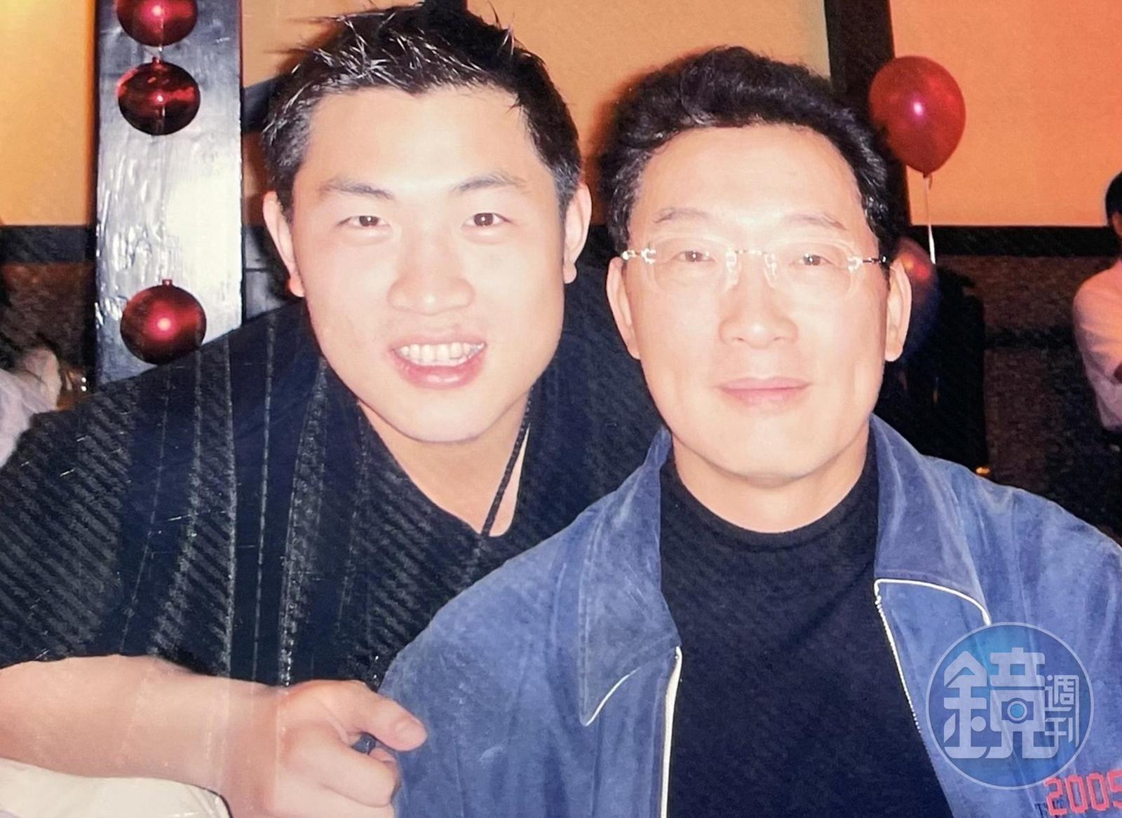 林傳凱（左）的父親（右）是大同第3代、曾任華映董事長的林鎮源，父子感情非常好。（林傳凱提供）