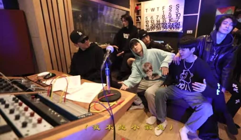 林佳辰、Max、吳昱廷、高有翔、李哲言和呂植宇組成團體「亞特蘭提斯ATLANTIX」。(翻攝自IG)