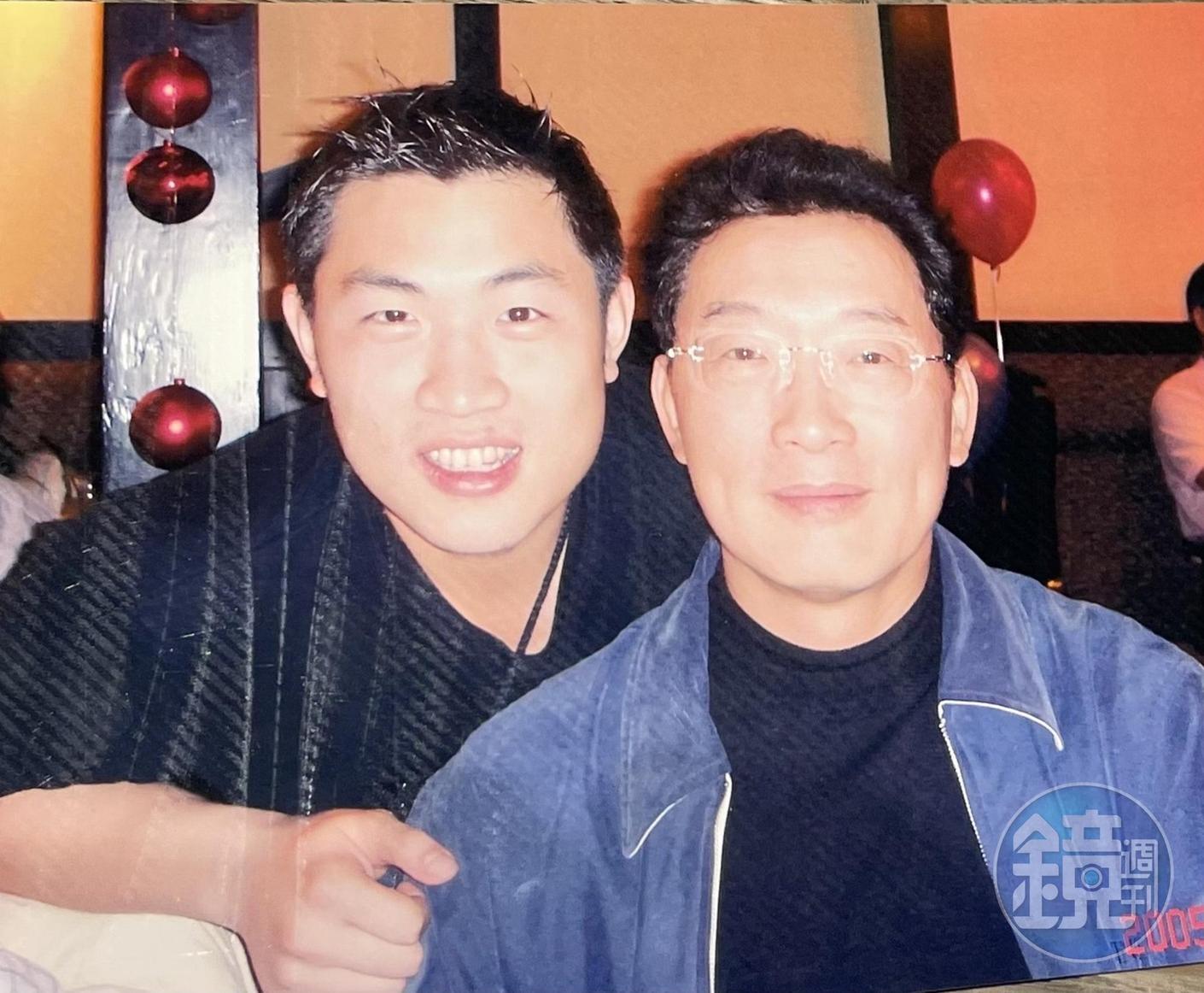 林傳凱的父親是大同第三代、曾任華映董事長的林鎮源，父子感情非常好。