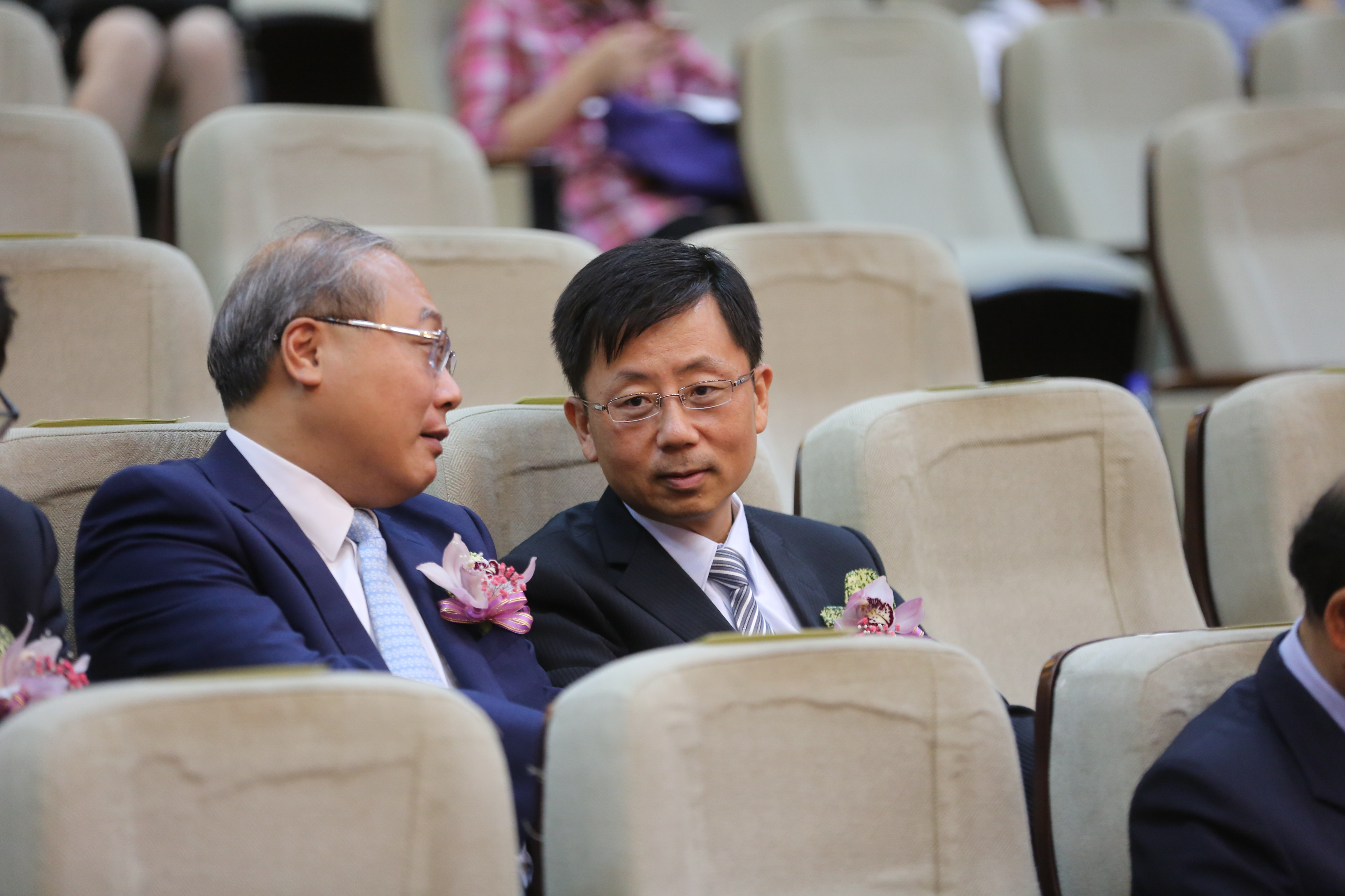 政風人員上班當網軍記申誡2支，廉政署長莊榮松認為懲處太輕已退回要求嚴懲。