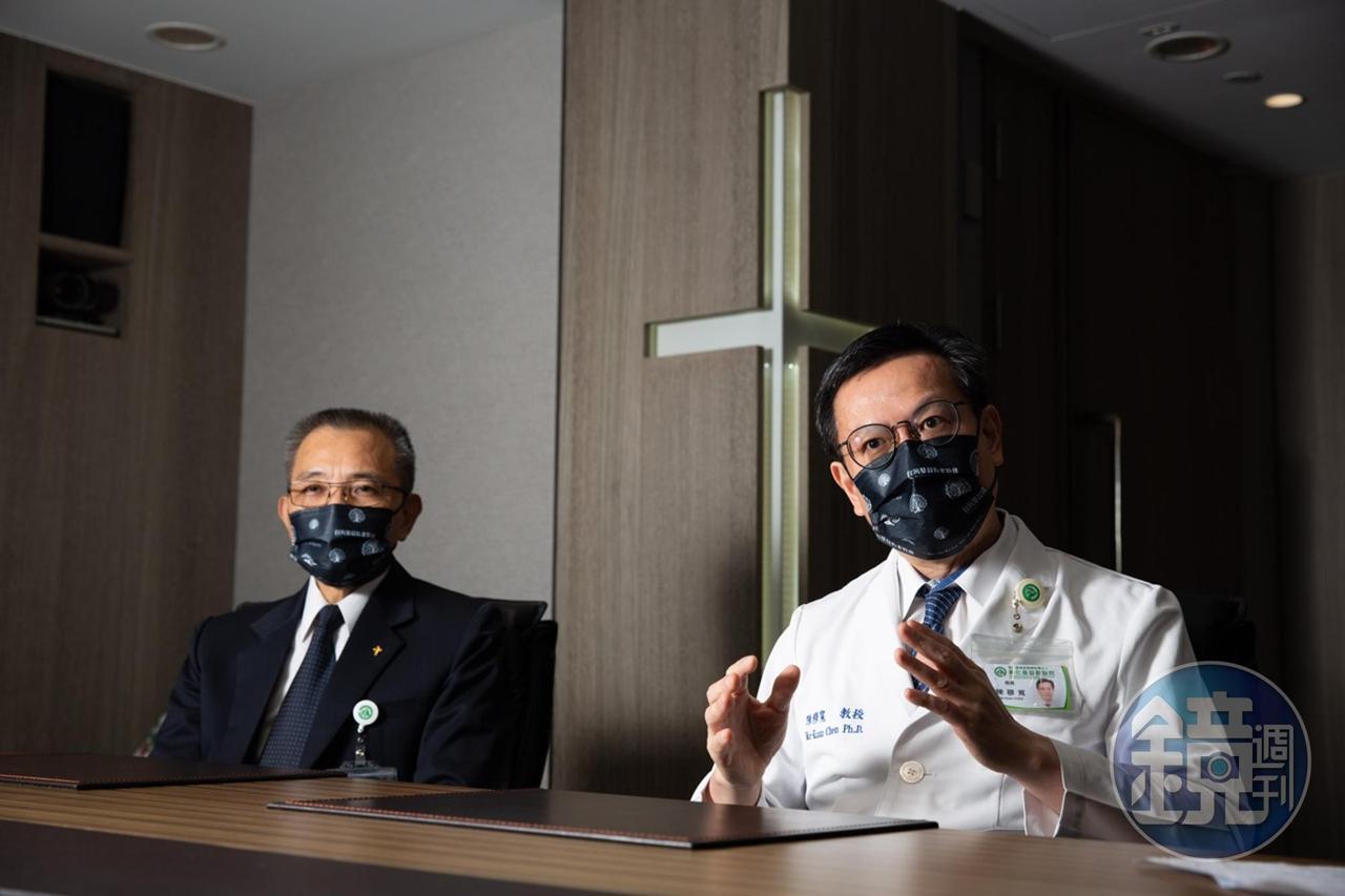 彰化基督教醫院院長陳穆寬（右、白衣者）談起性騷擾始末，直斥根本無稽之談。