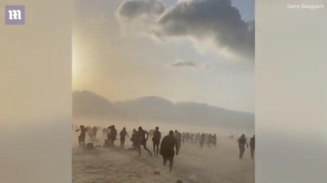 衝浪客遇龍捲風淪「人肉棒球」,被大風急速撞進玻璃慘死!天災影片曝光。(翻自英國《每日郵報》)