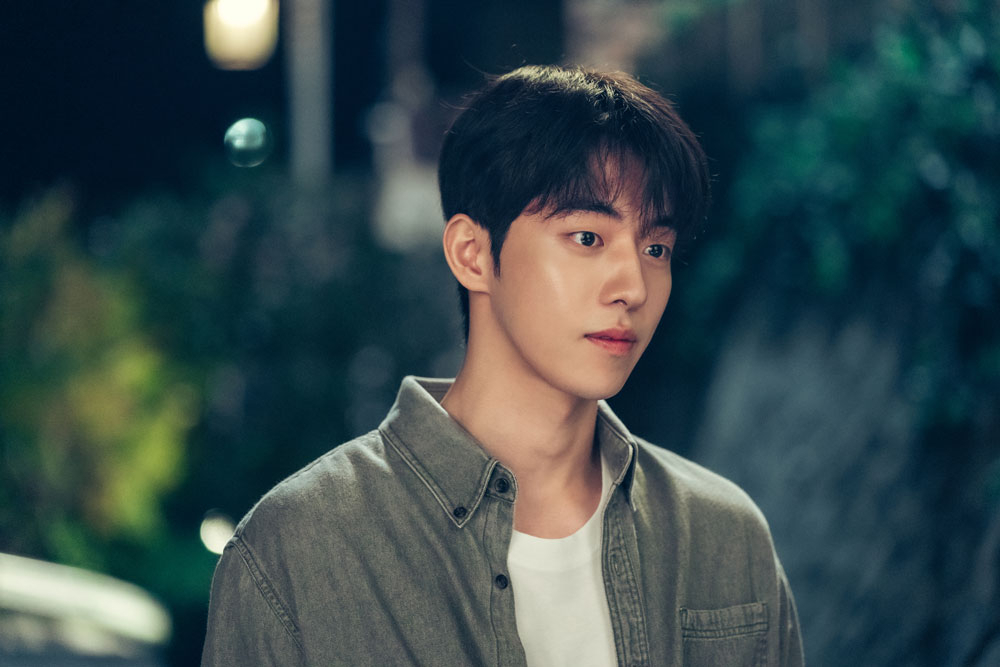 南柱赫在韓劇《二十五，二十一》飾演白易辰一角，人氣翻漲。（翻攝自tvN）