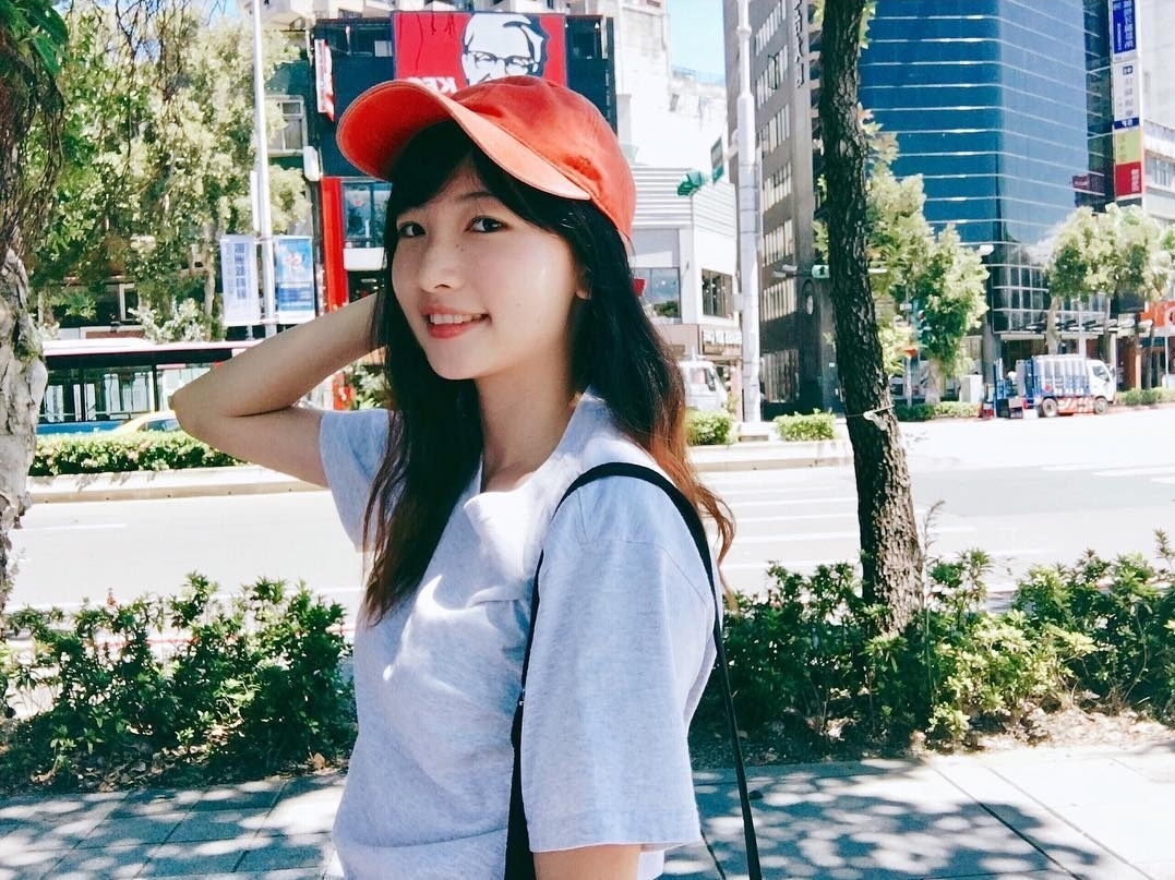 Grace外型相當甜美，加上以一口流利的英文教學中文，她的YouTube頻道至今已累計16.1萬人次追蹤。（翻攝自PTT）
