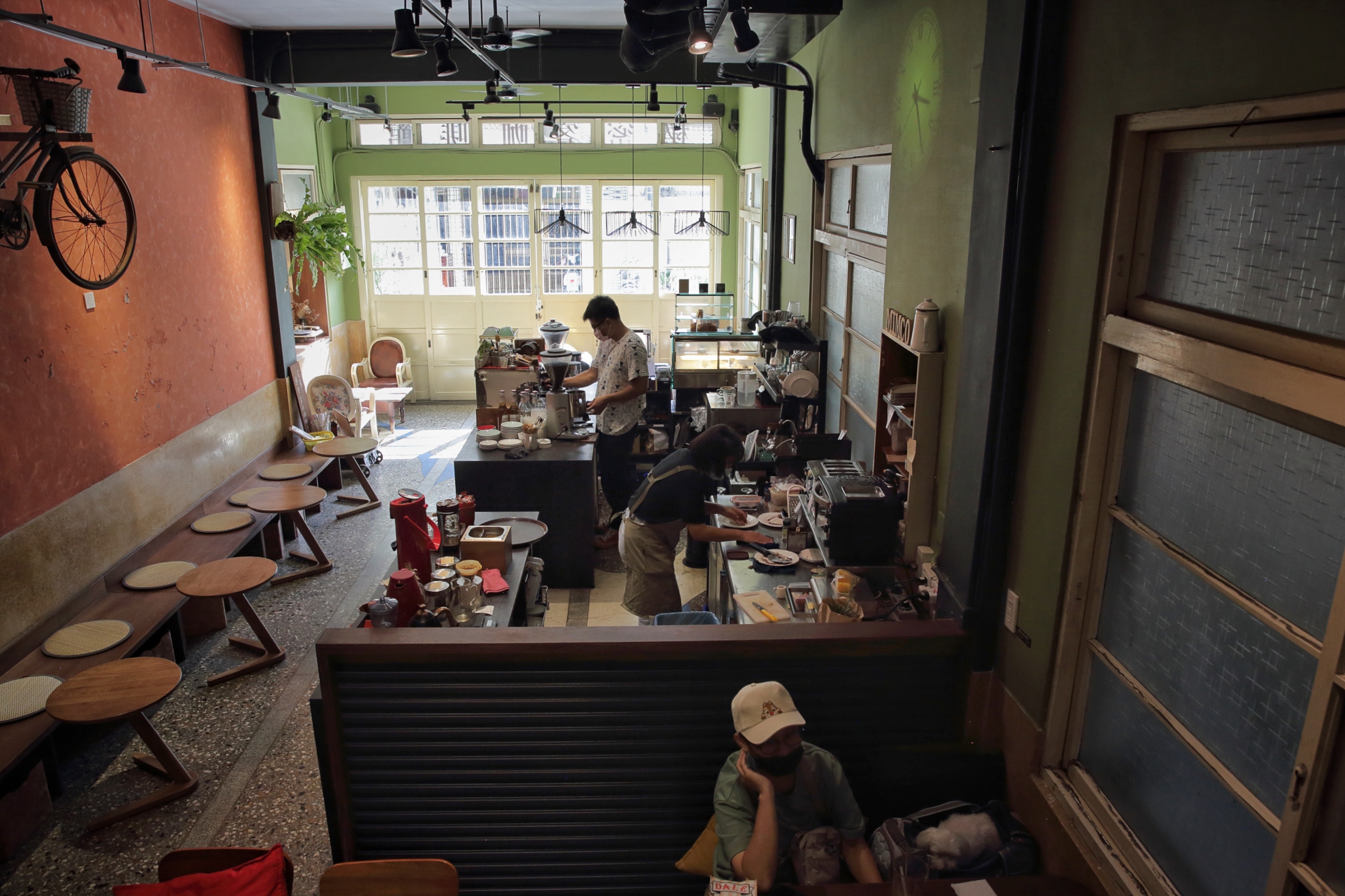 「秘密客咖啡館」現在座落在嘉義興中街200號的老房子裡。