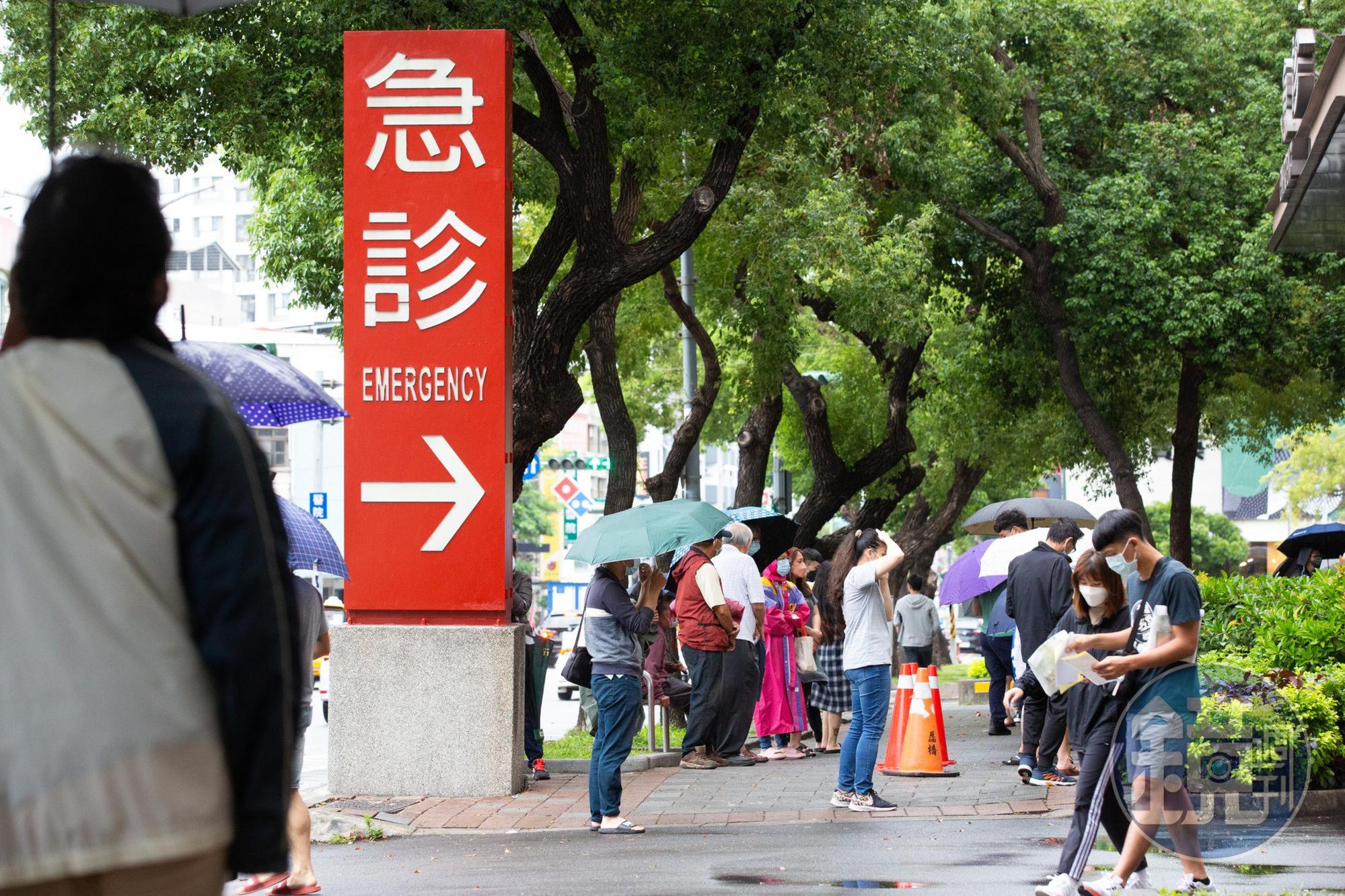 指揮中心說明最新疫情狀況。（示意圖，本刊資料照）