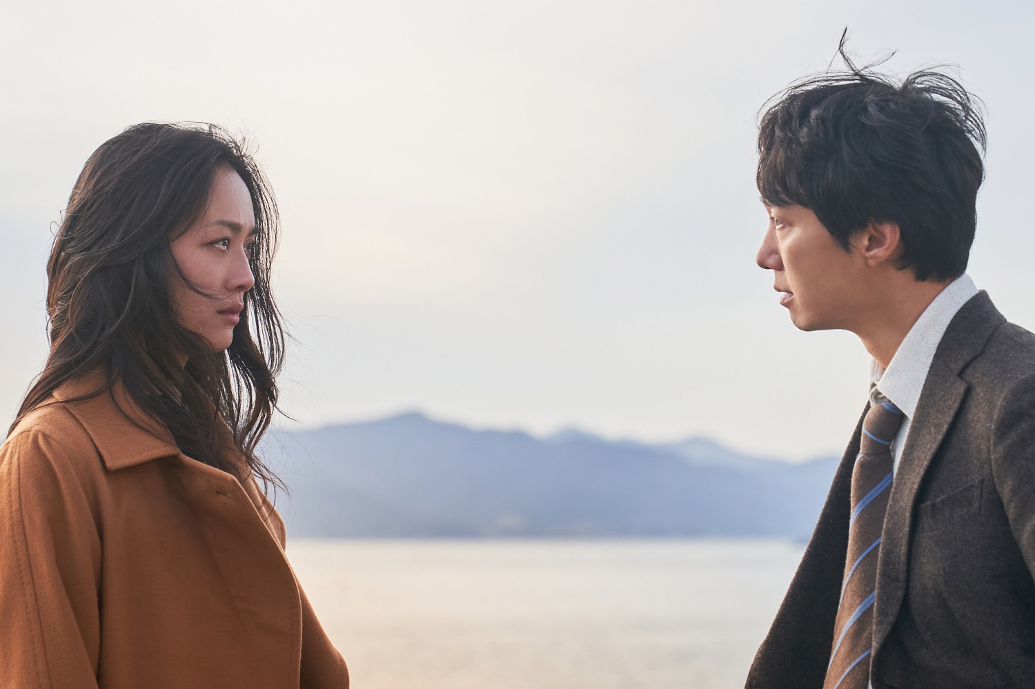 《分手的決心》由影后湯唯、影帝朴海日主演。(車庫娛樂提供)