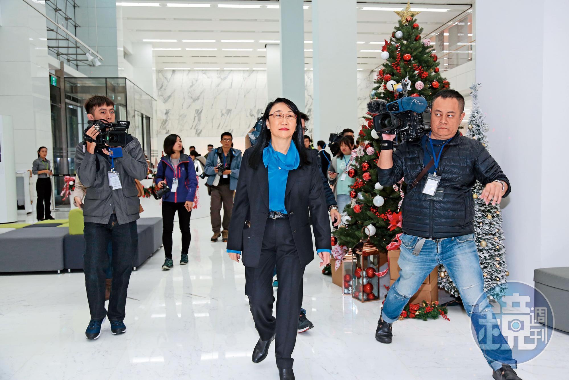 在2016年推出首款VR眼鏡後,hTC董事長王雪紅一直不遺餘力,投入資源研究眼球追蹤等VR前瞻技術。