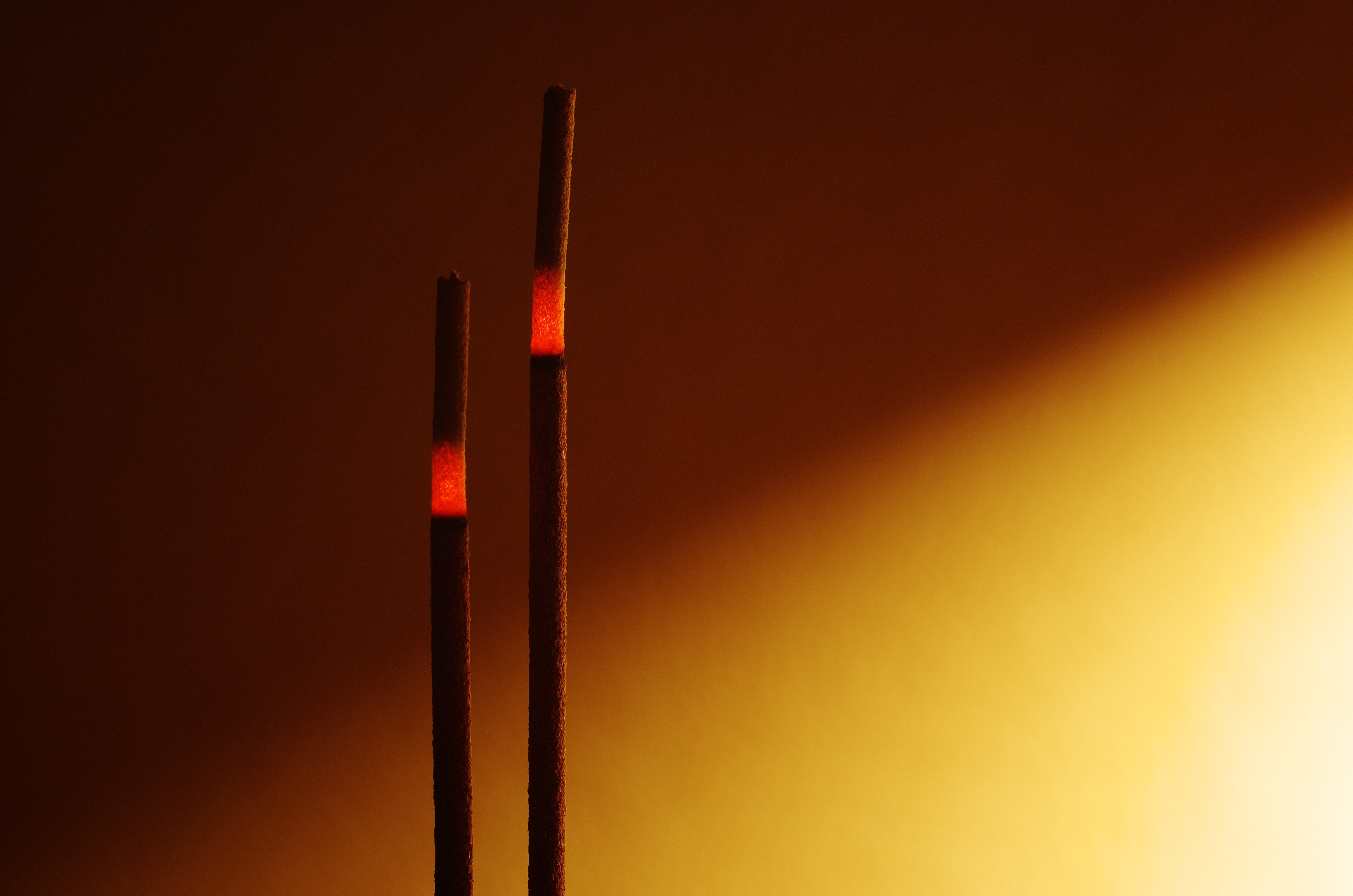 有位女網友po文抱怨，某天大姑帶小孩去宮廟收驚，結果事後大姑竟跑來怪罪質詢，「妳之前是不是有拿過孩子」。（示意圖，東方IC）