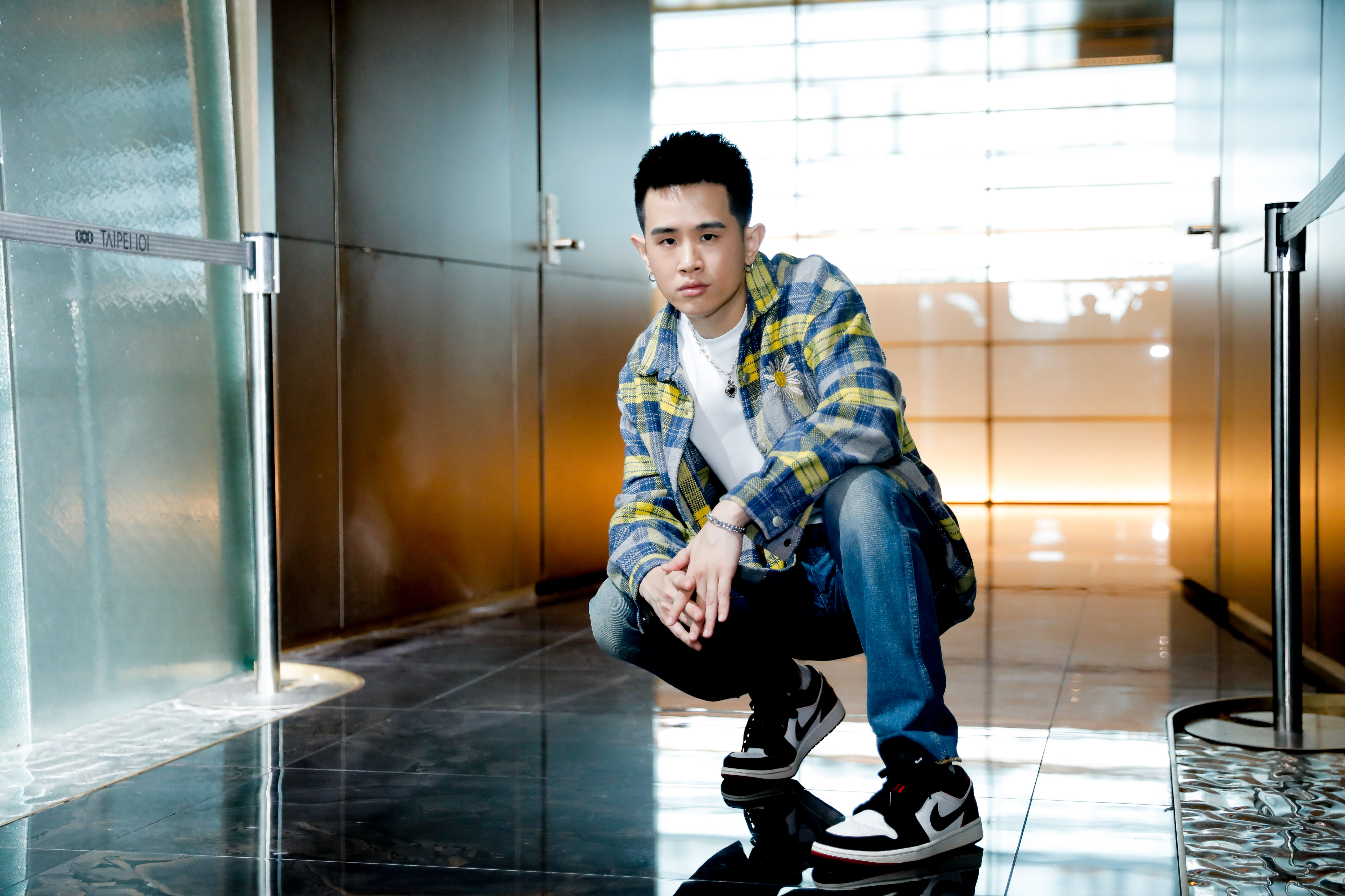 蕭易恩IAN99為首張數位EP《社畜三部曲》宣傳。