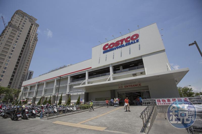 好市多人氣商品「宏裕行冷凍花枝蝦排」特價限購，民眾瘋搶買不到，遭質疑飢餓行銷。（本刊資料照 ）