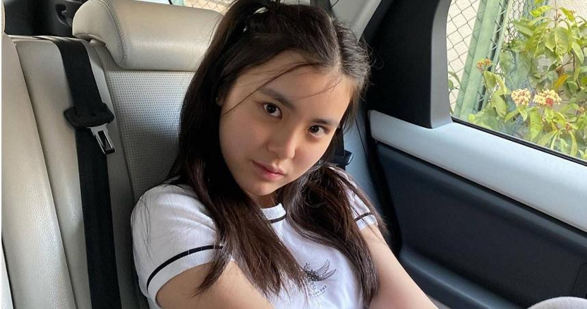 年僅15歲的香港女星姚焯菲(Chantel)一出道就被封為「國民初戀」。(翻攝自chantelyiu IG)