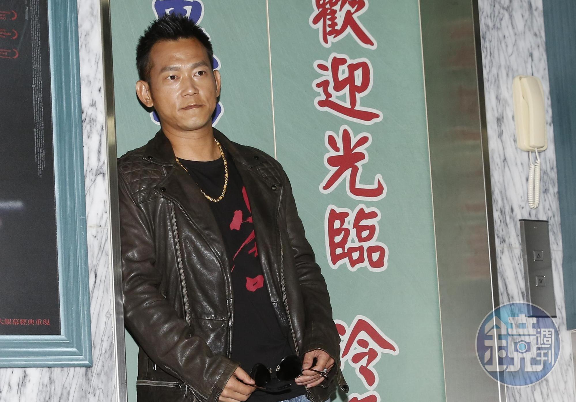 顏正國年輕時主演的《少年吔，安啦！》上映，而他所導的《少年吔》近期爆出合約上的爭議，他在記者會上不願多談。