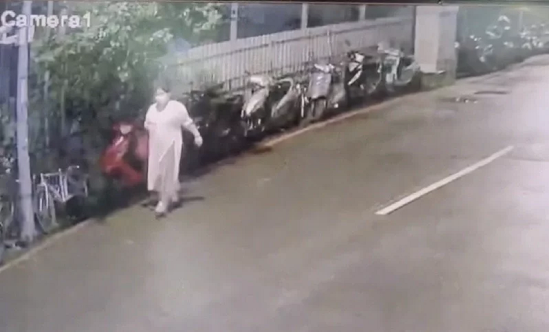 高鐵青埔站旁停車場命案死者,8日晚間最後出現在移工宿舍外。(翻攝畫面)
