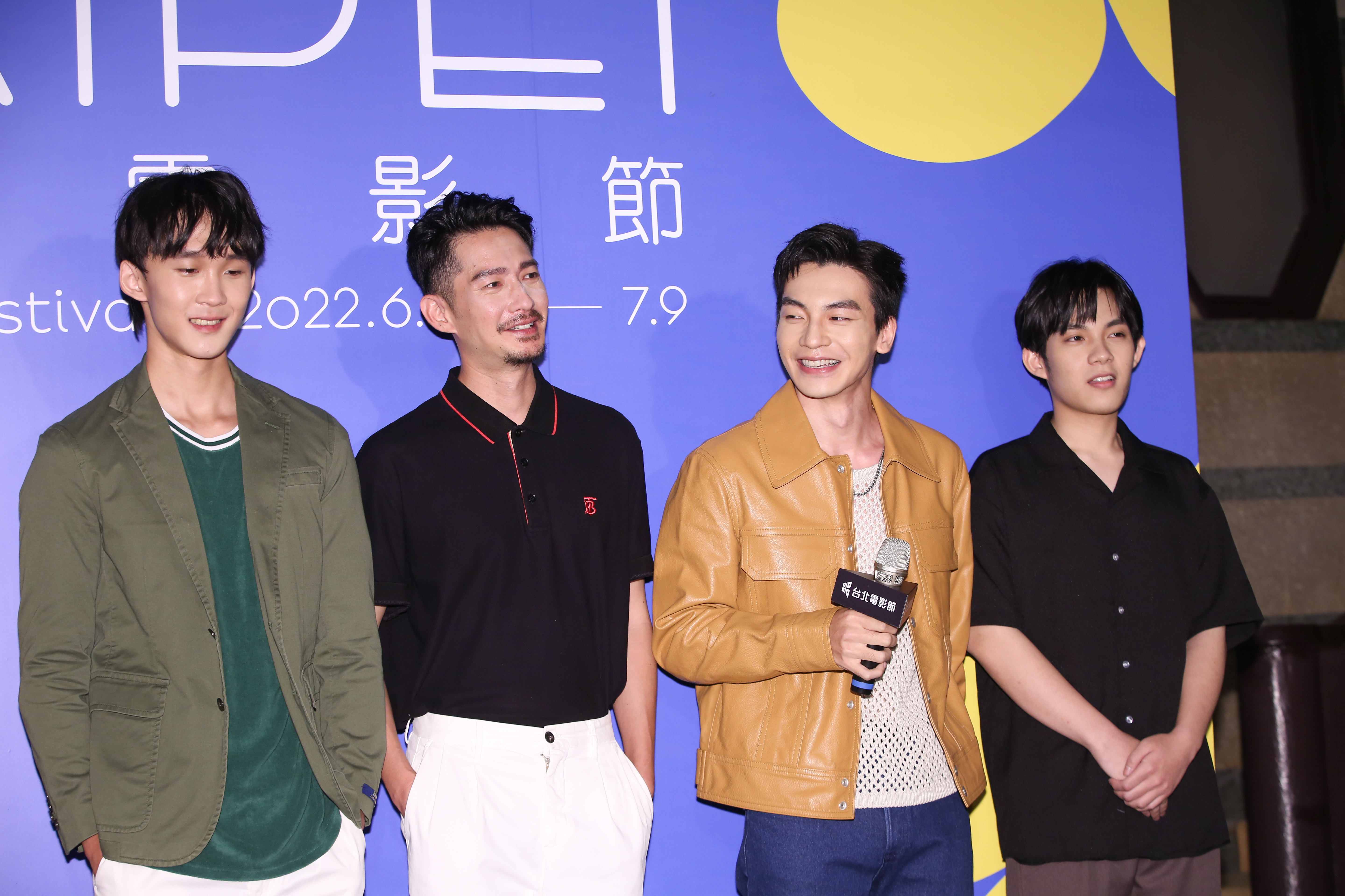 葉廷麒(左起)周詠軒、張洛偍、李彥承在戲裡都跟兩位女主角有不同程度的性愛關係。
