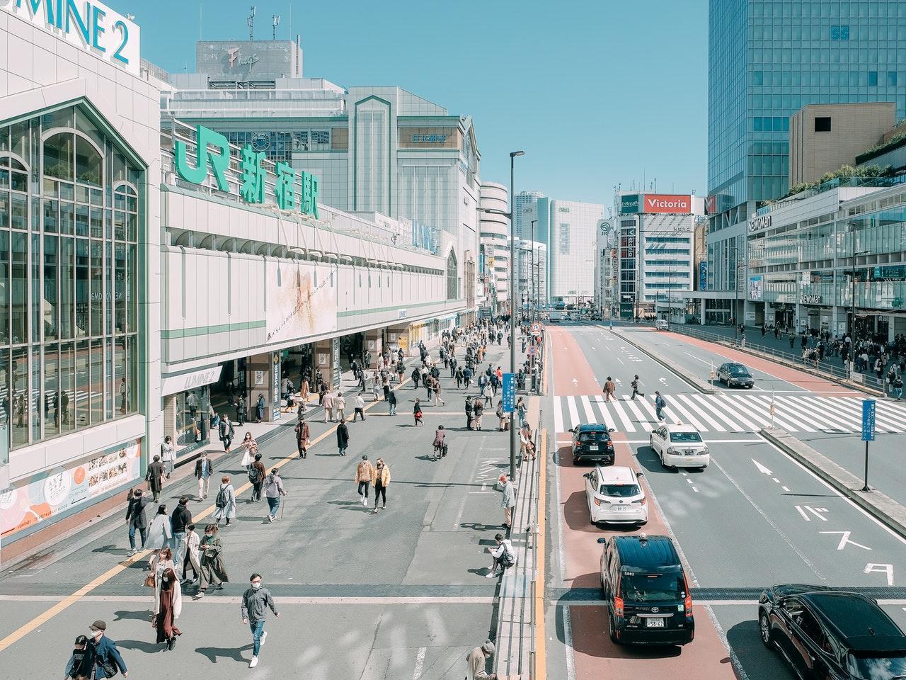東京電力公司今(27)日提醒,預估下午4點半至5點半電力備轉容量率僅1%。(示意圖,Pexels)