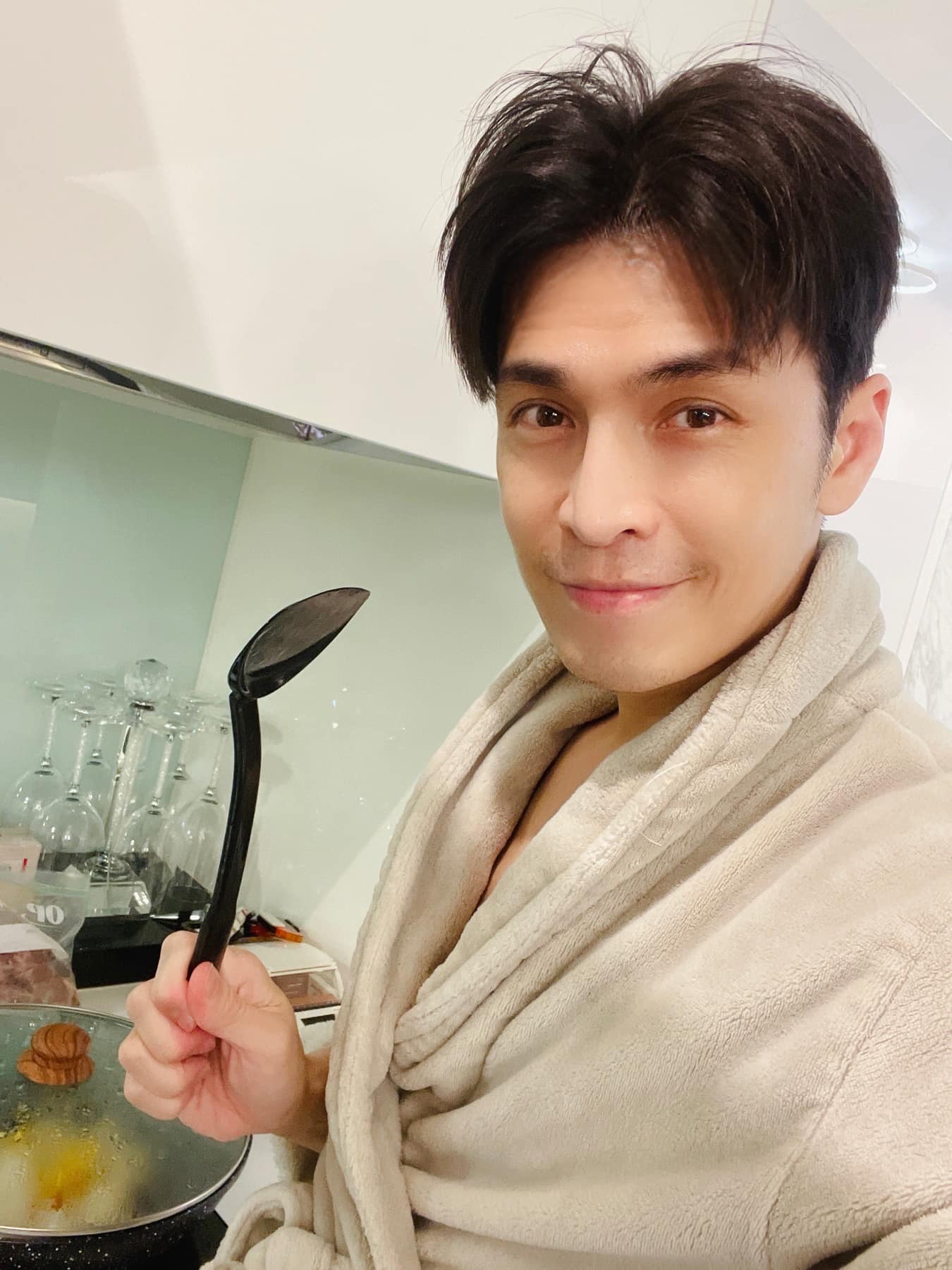 Gino長年演出八點檔,已花五千萬買下新房。(翻攝自Gino臉書)