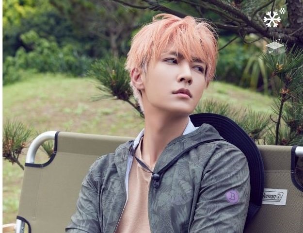 炎亞綸為代言品牌首度置入八點檔戲劇演出。（翻攝ONE BOY臉書）