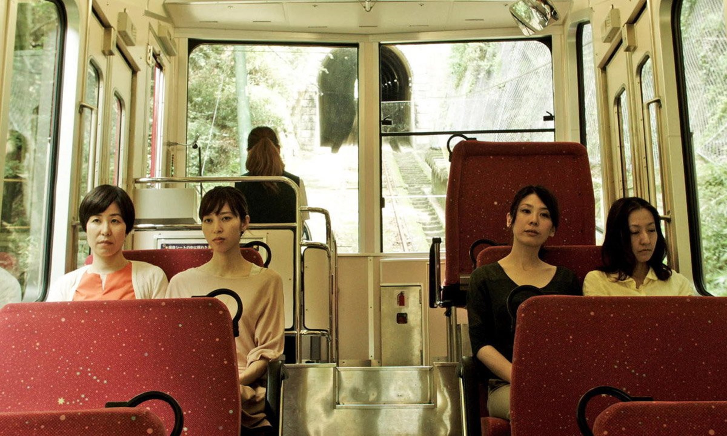 濱口竜介的《歡樂時光》在盧卡諾影展榮獲最佳劇本獎，四位女演員也一起拿下最佳女主角獎。（CATCHPLAY+提供）