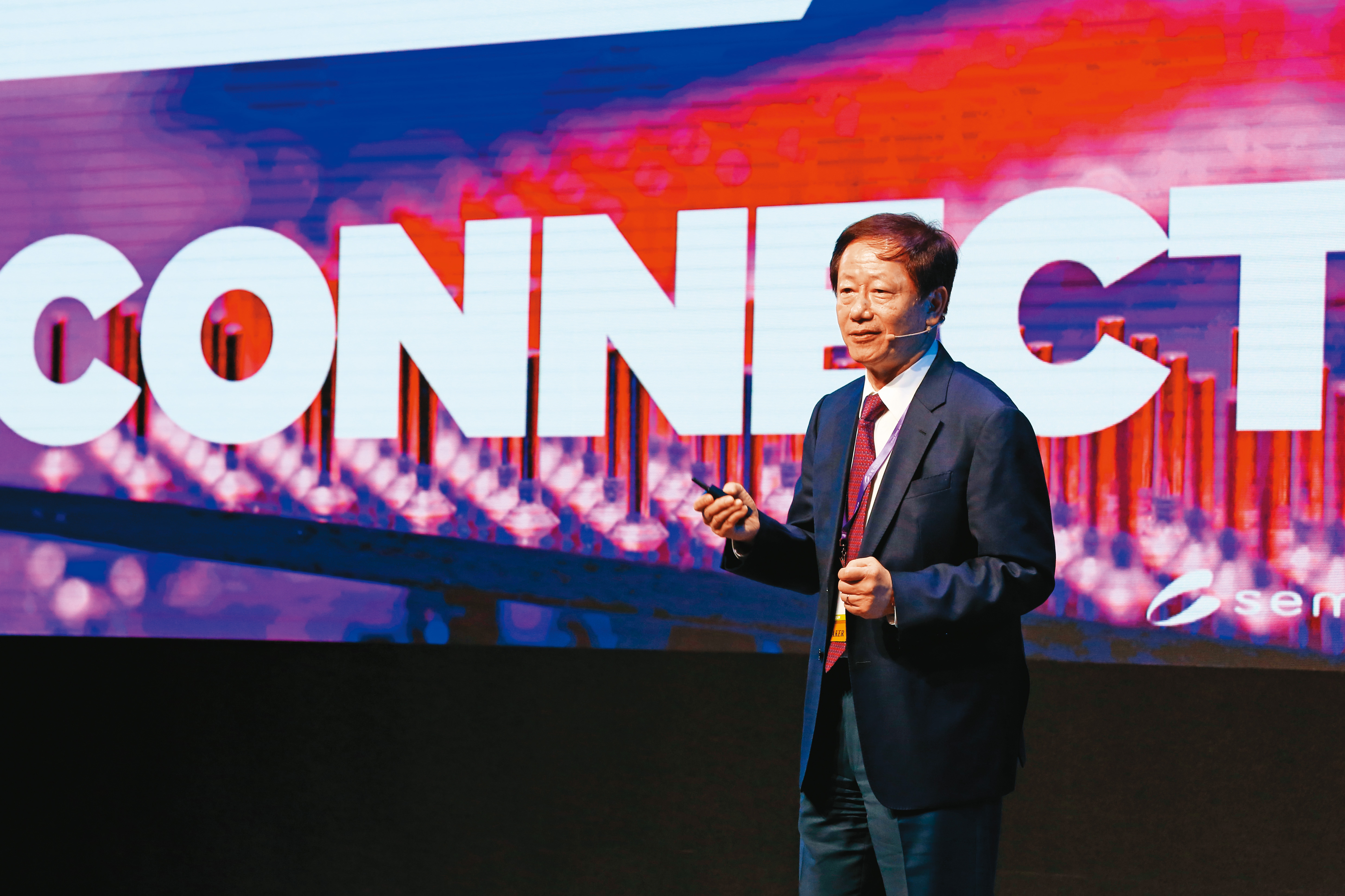 進入小晶片時代，台積電掌握先進製程研發技術，是晶片與終端設備廠商生產小晶片的關鍵伙伴。