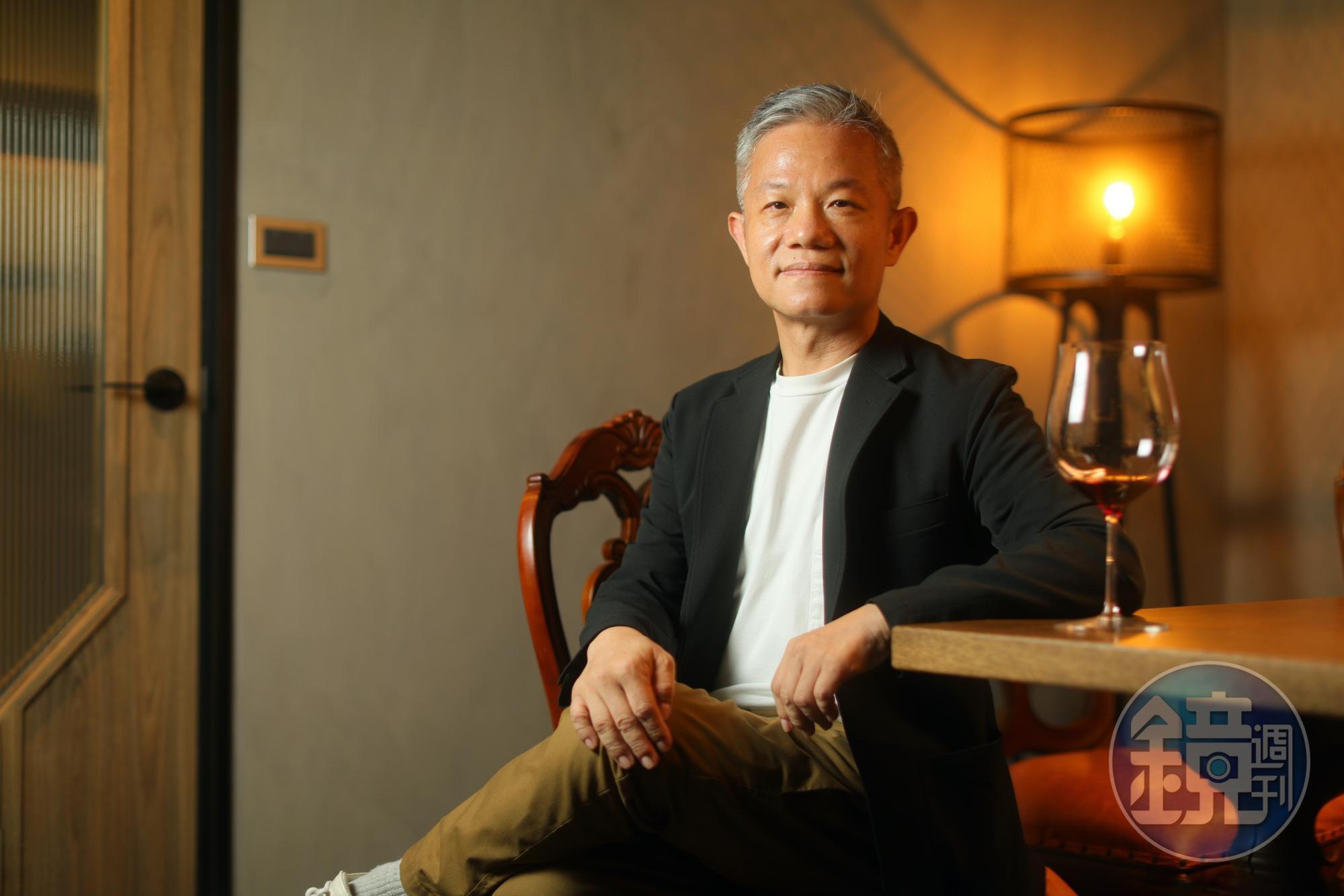 「CellWine大安酒藏」創辦人方亮對自家酒窖的規劃,格外注意細節與執行精準度。