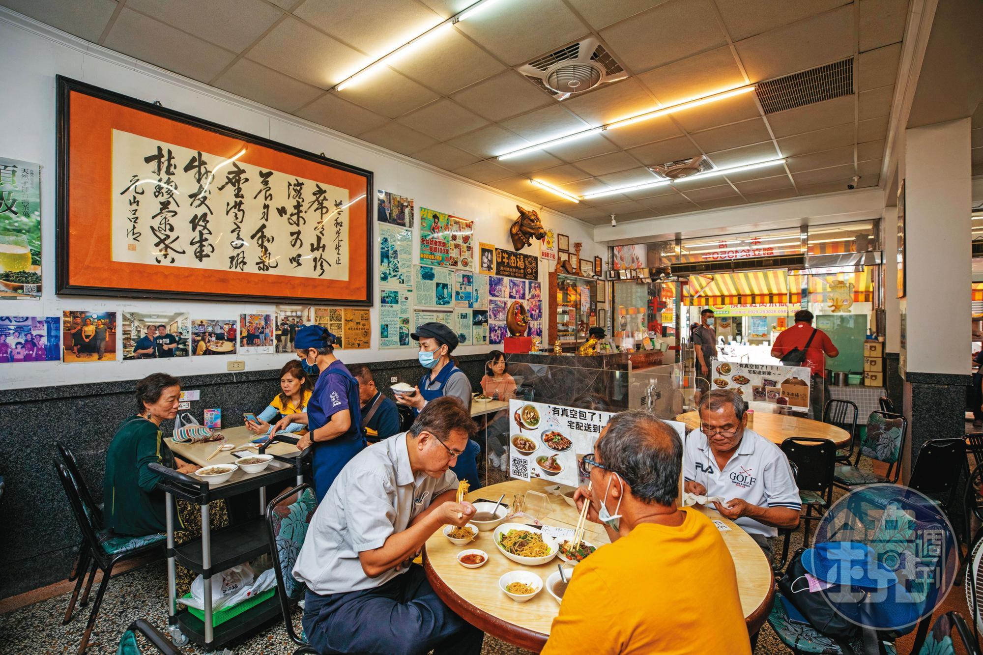 潮州牛肉福是屏東潮州牛肉湯的創始老店，即使疫情延燒，食客依舊絡繹不絕。