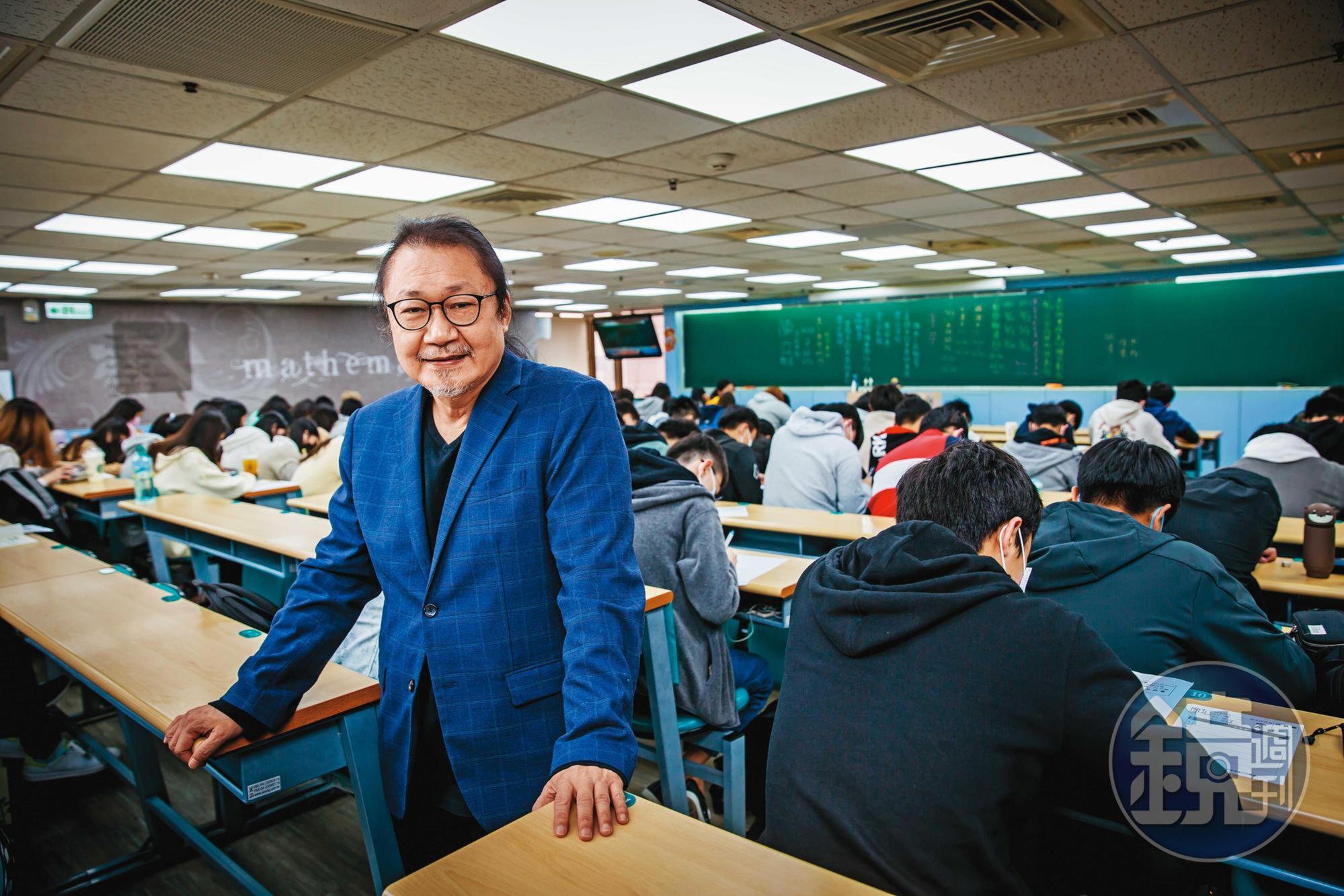 陳明俊從家中客廳開始補教事業，如今打造台灣最大升學補教集團。