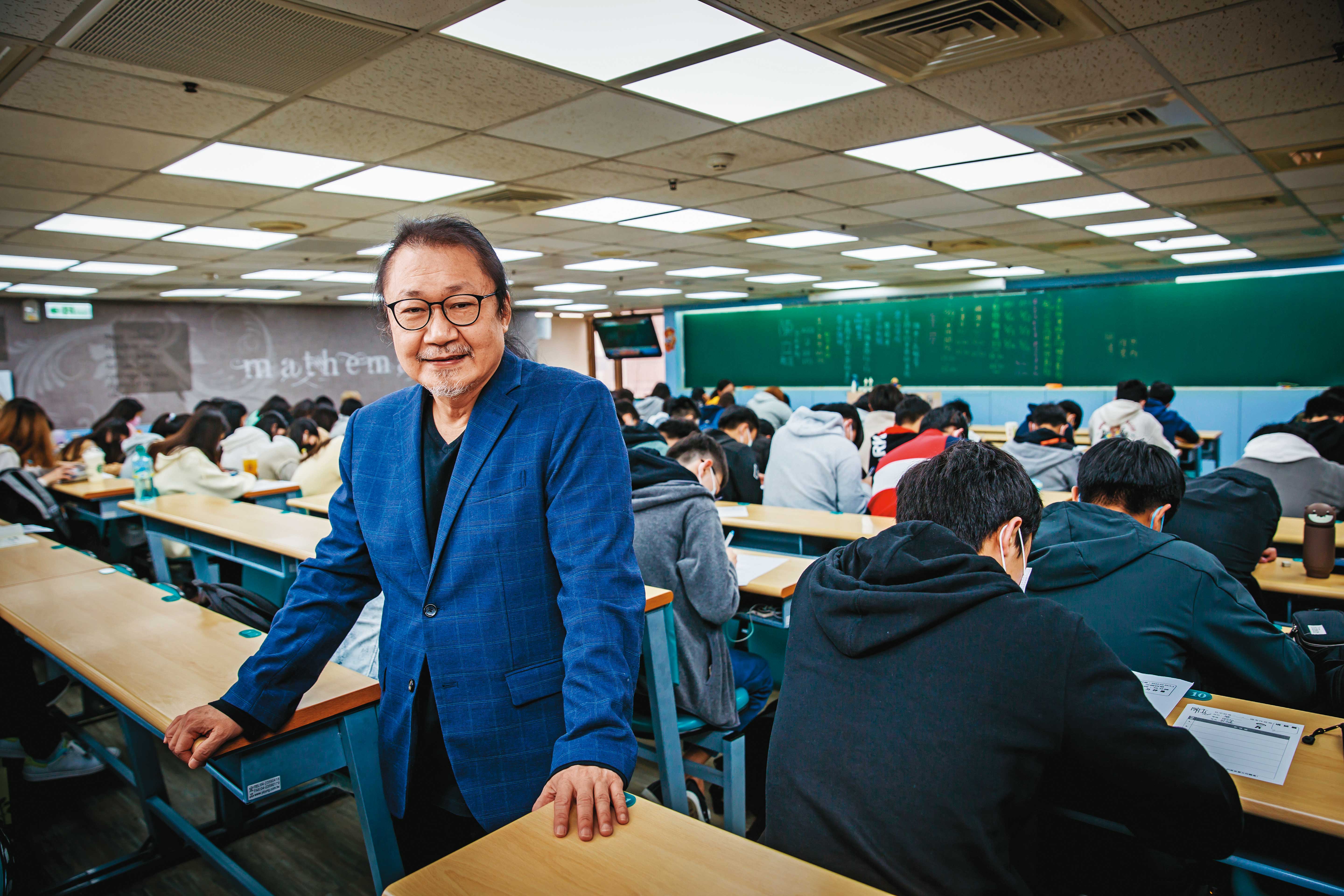 陳明俊從家中客廳開始補教事業，如今打造台灣最大升學補教集團。