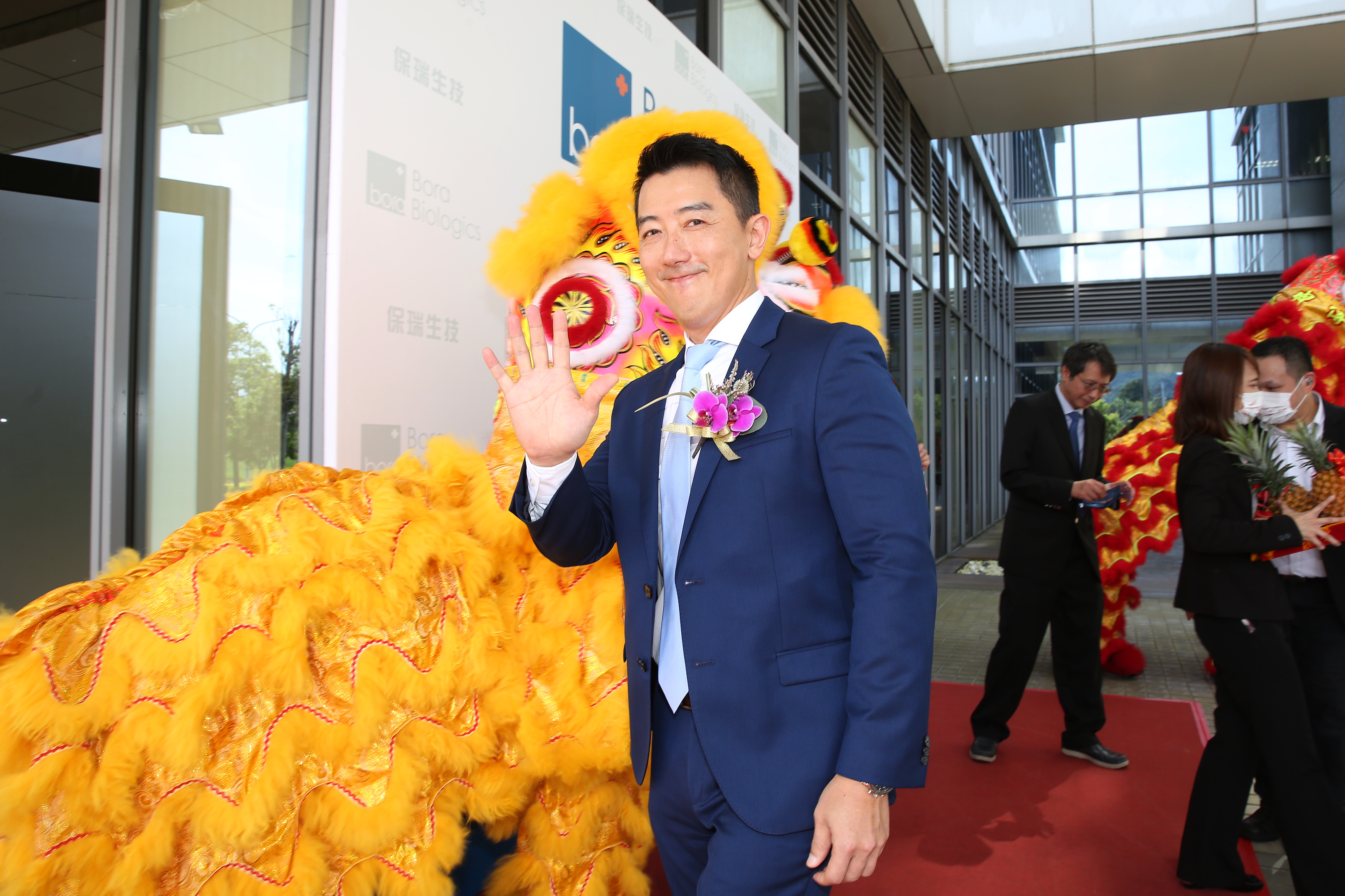 透過成功的併購，保瑞一舉躍升成為全台產能最大、代工出口國最多的國際專業一條龍式CDMO藥廠。